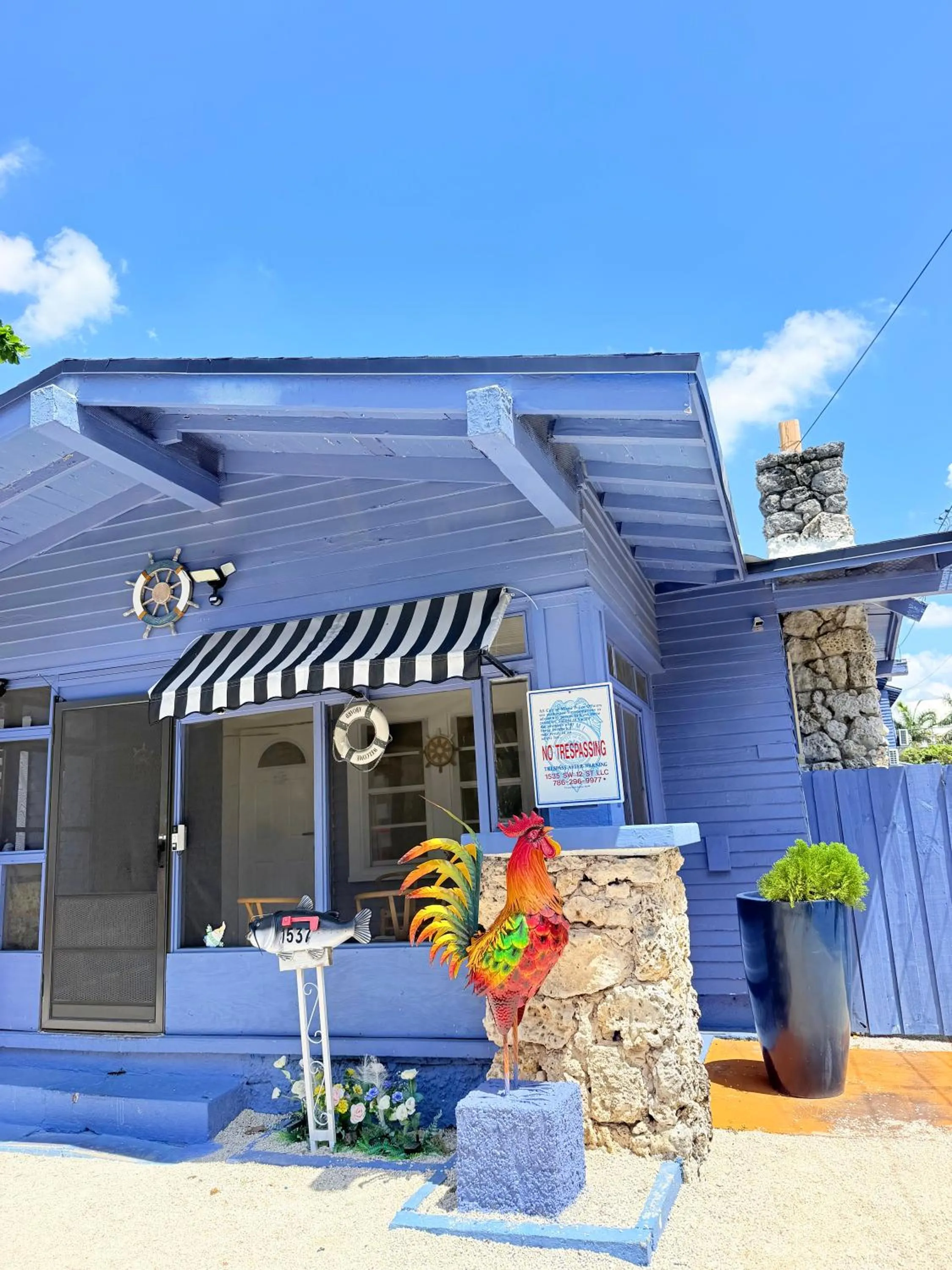 Blue Little Havana