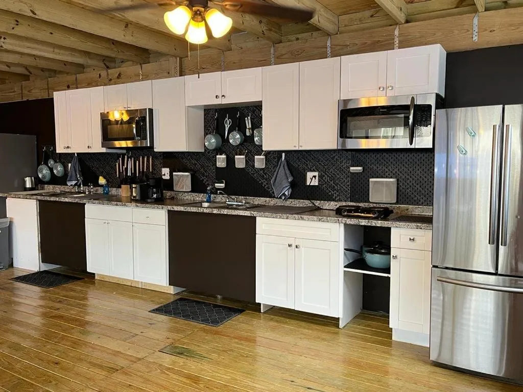 Coffee/tea facilities in Blue Little Havana