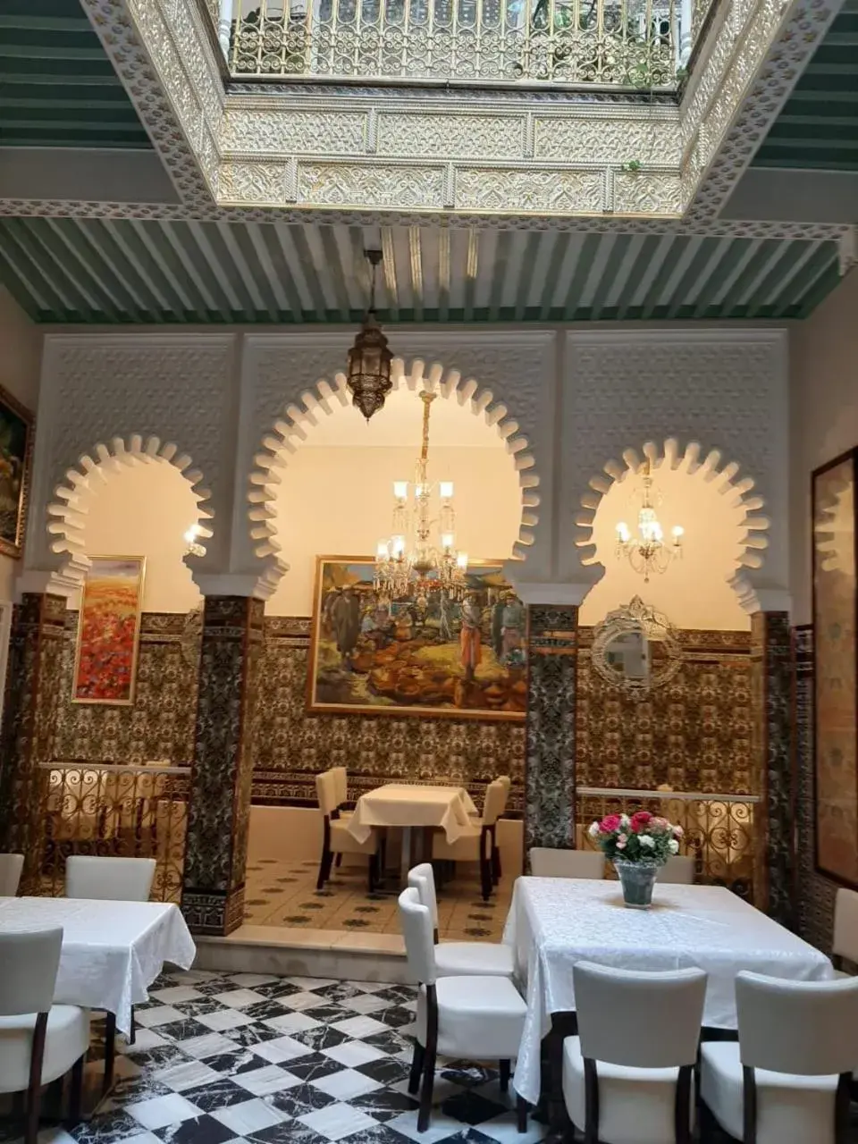 Restaurant/places to eat in El Reducto Restaurant/places to eat in El Reducto