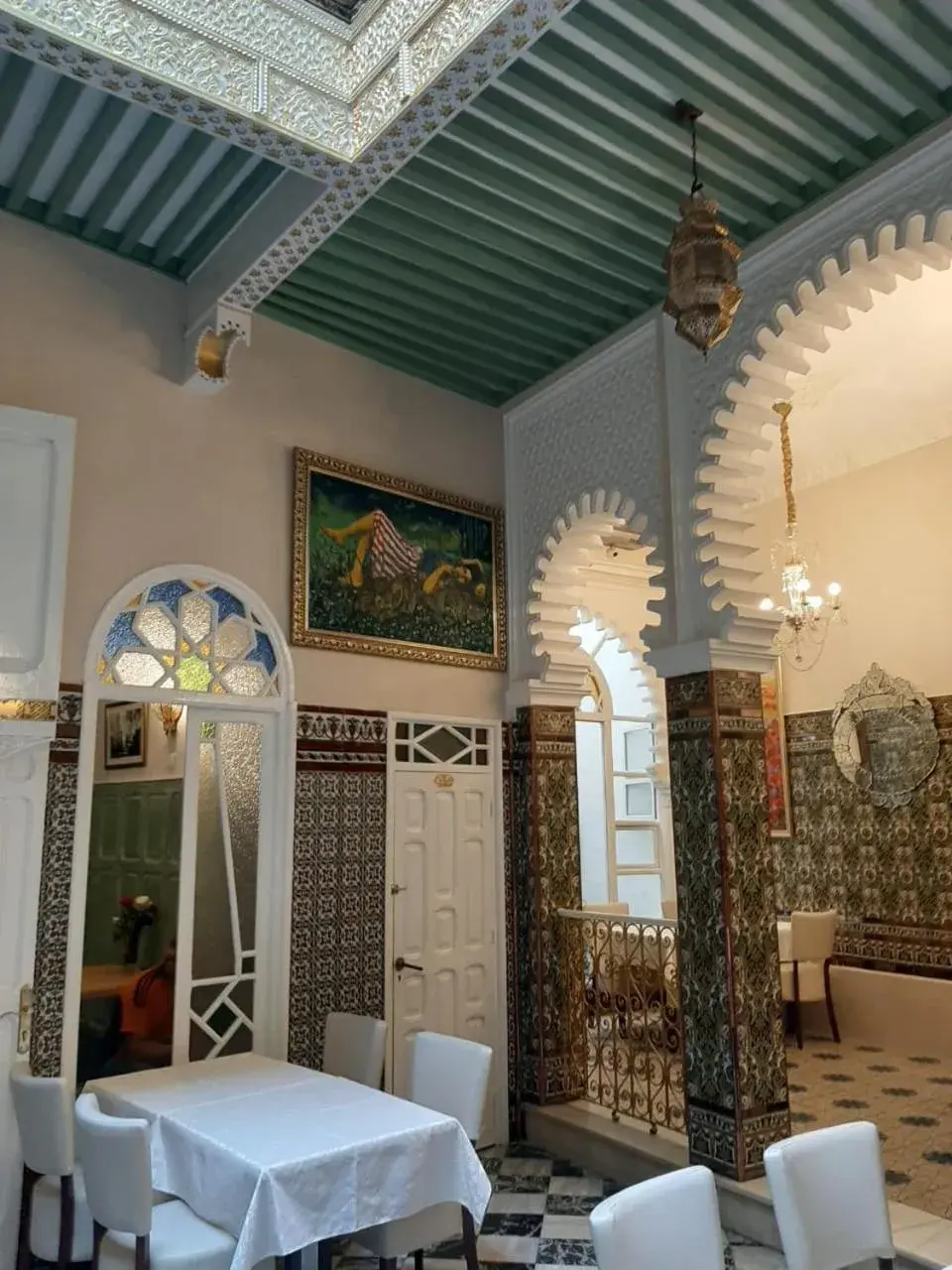 Facade/entrance in El Reducto Facade/entrance in El Reducto