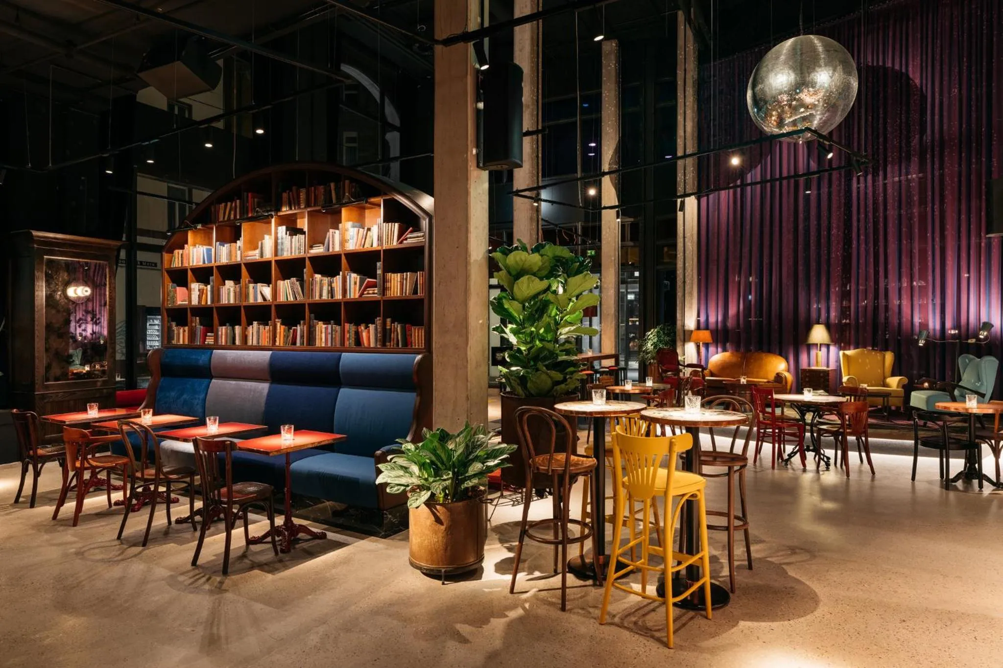 Lounge or bar in Ruby Hanna Hotel Stuttgart