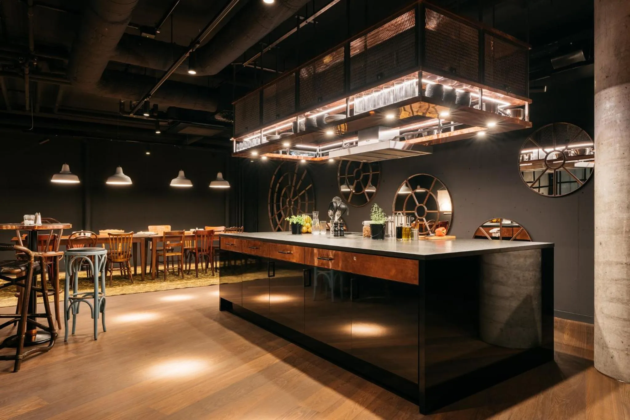 Communal kitchen in Ruby Hanna Hotel Stuttgart