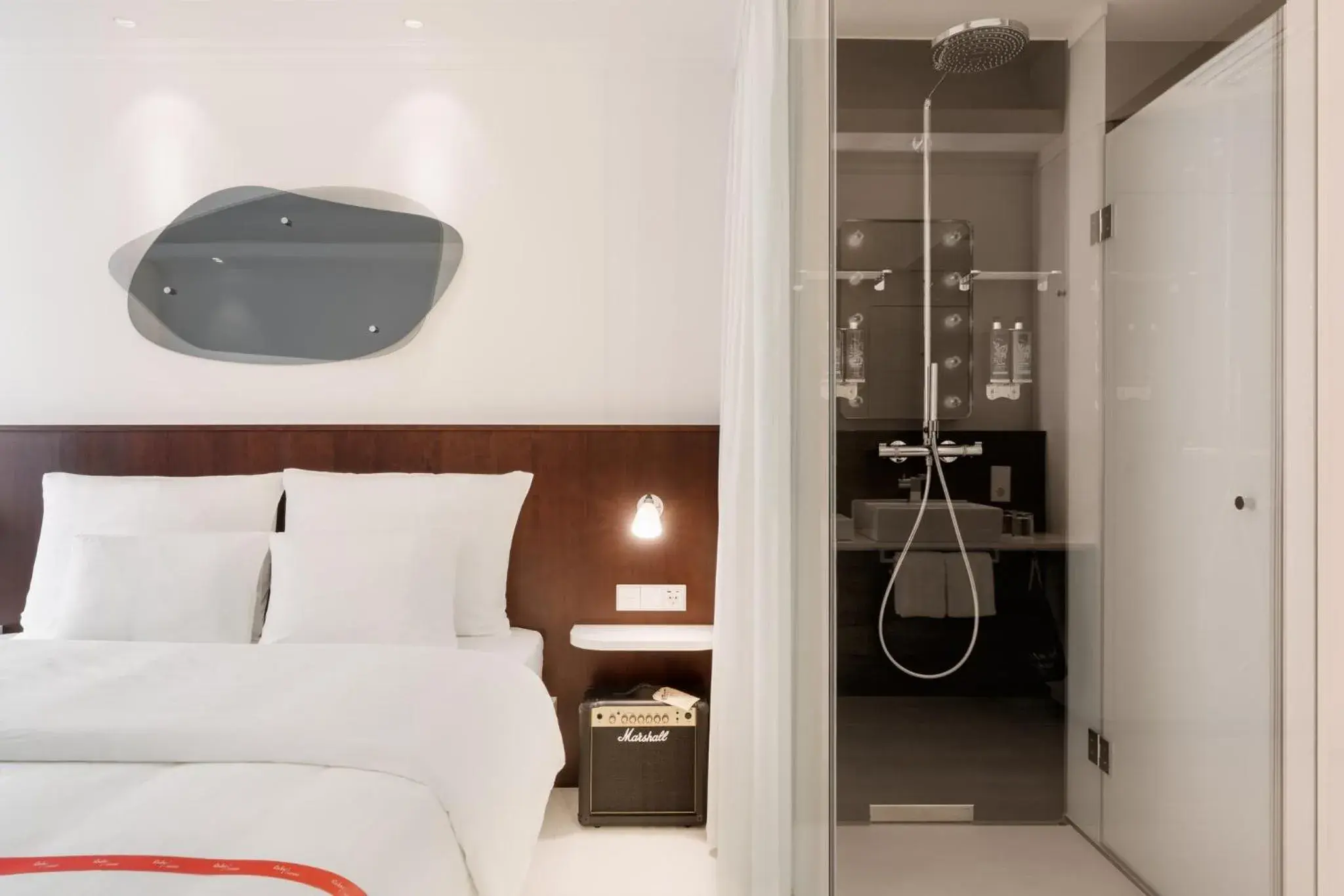 Photo of the whole room, Bed in Ruby Hanna Hotel Stuttgart Photo of the whole room, Bed in Ruby Hanna Hotel Stuttgart