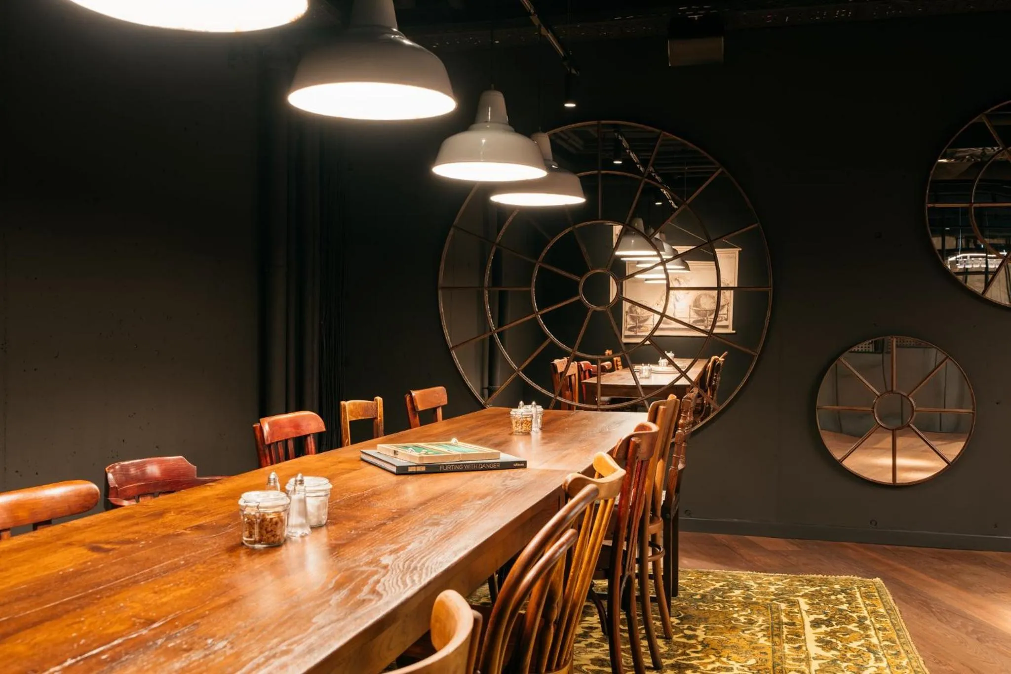 Communal kitchen in Ruby Hanna Hotel Stuttgart