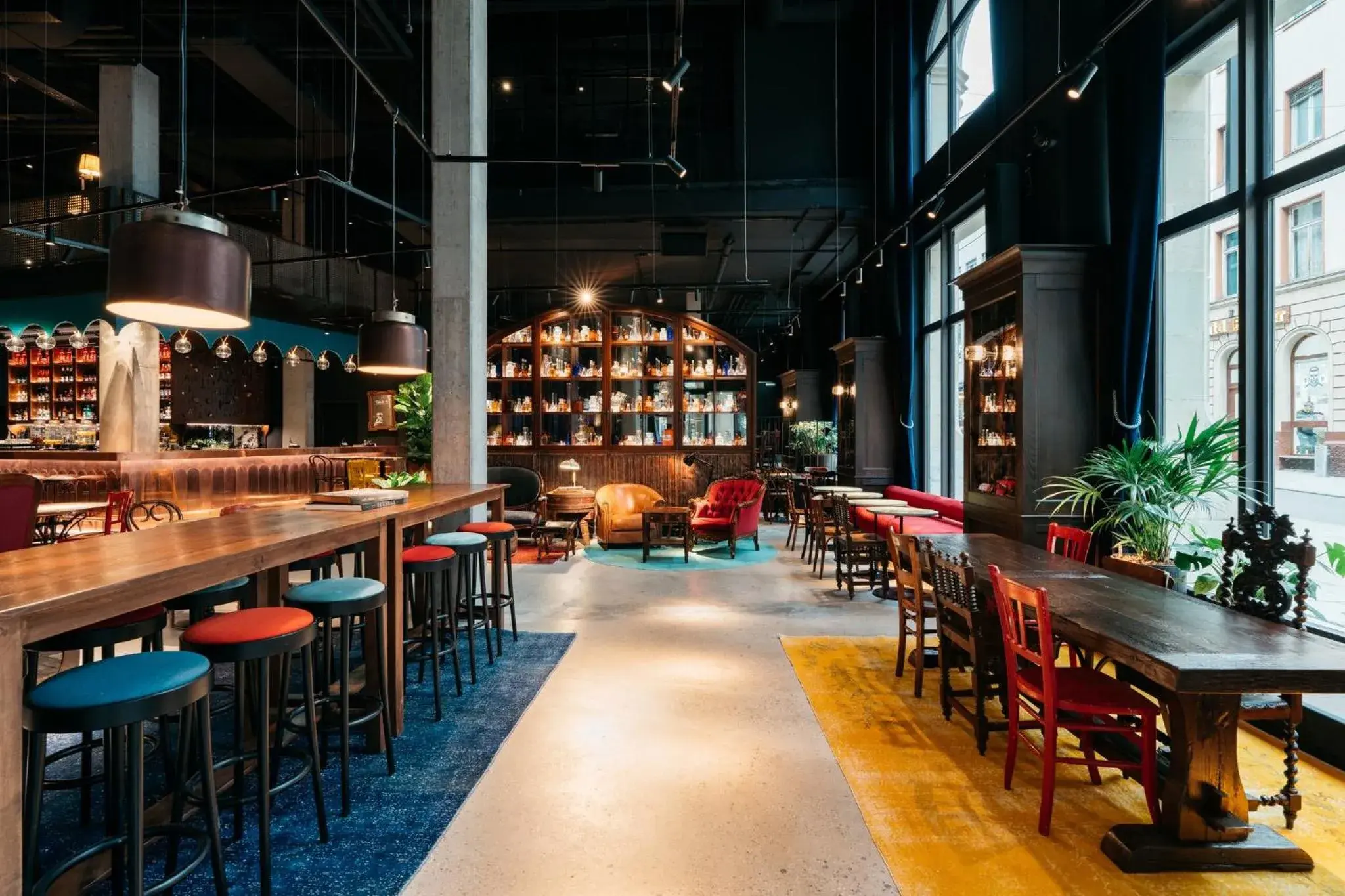 Lounge or bar in Ruby Hanna Hotel Stuttgart Lounge or bar in Ruby Hanna Hotel Stuttgart