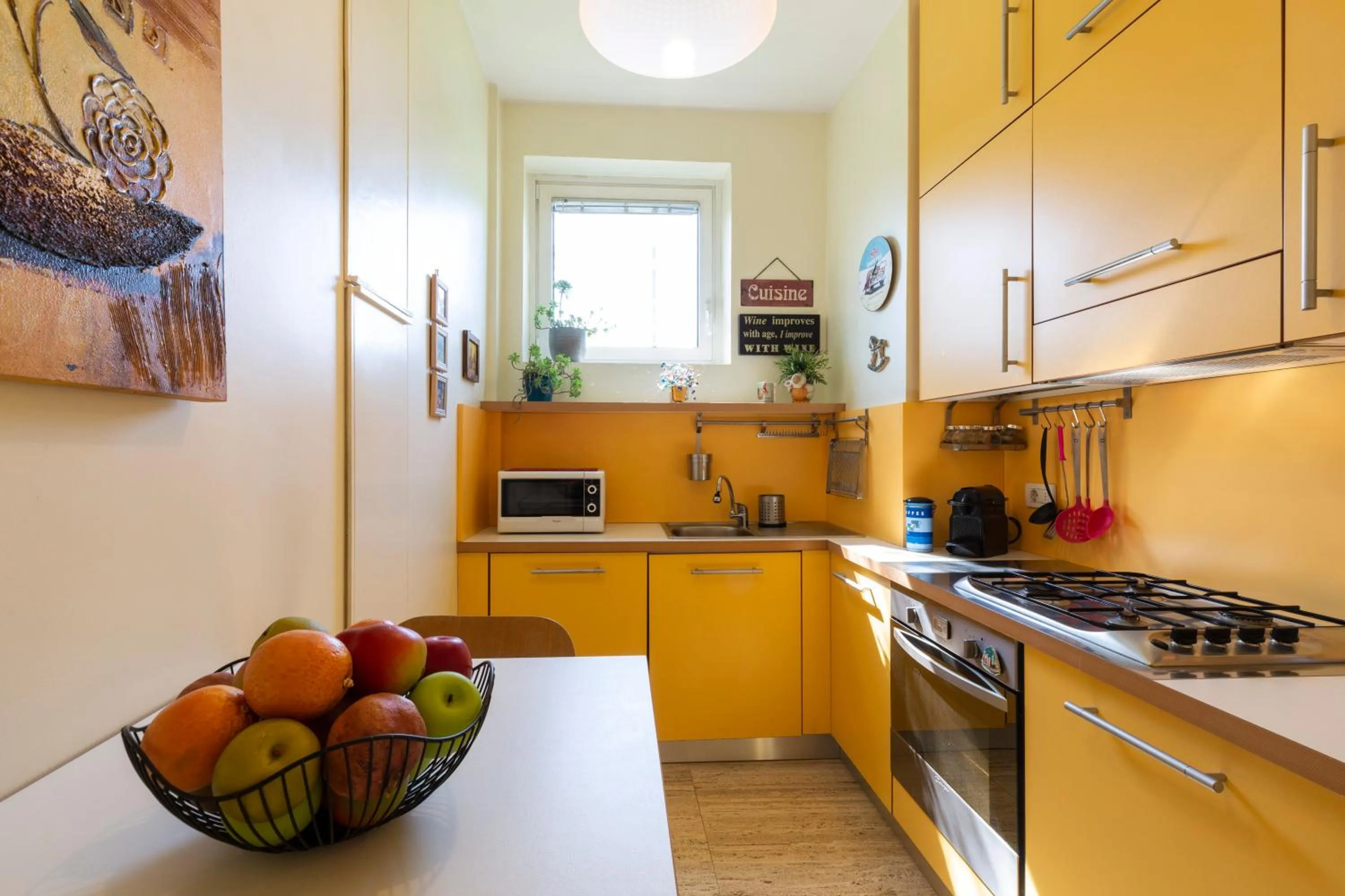 Kitchen or kitchenette in Twins Apartment - Tolstoj District