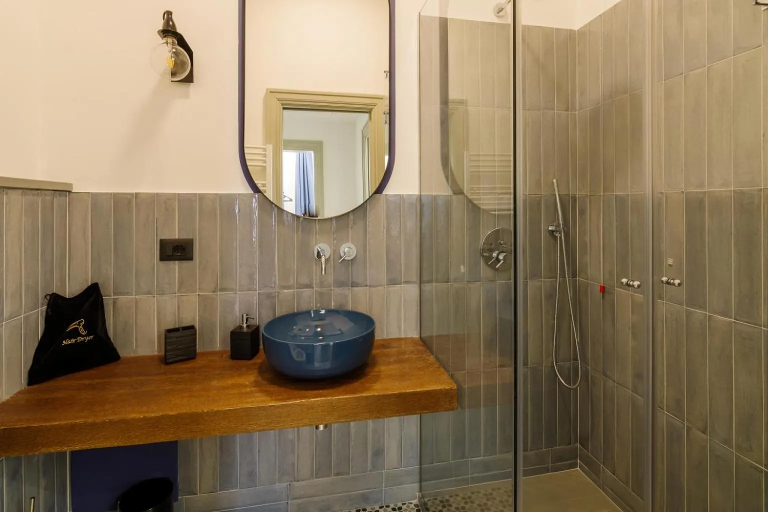 Shower, Bathroom in Palazzo Fontana