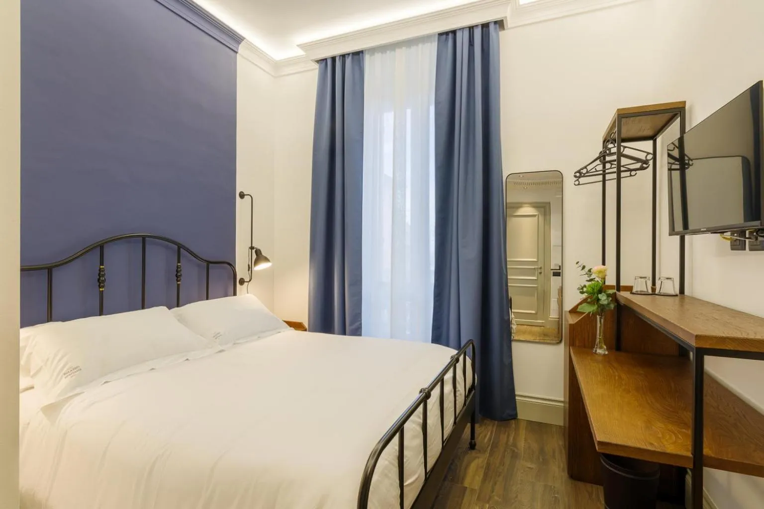 Bedroom, Bed in Palazzo Fontana