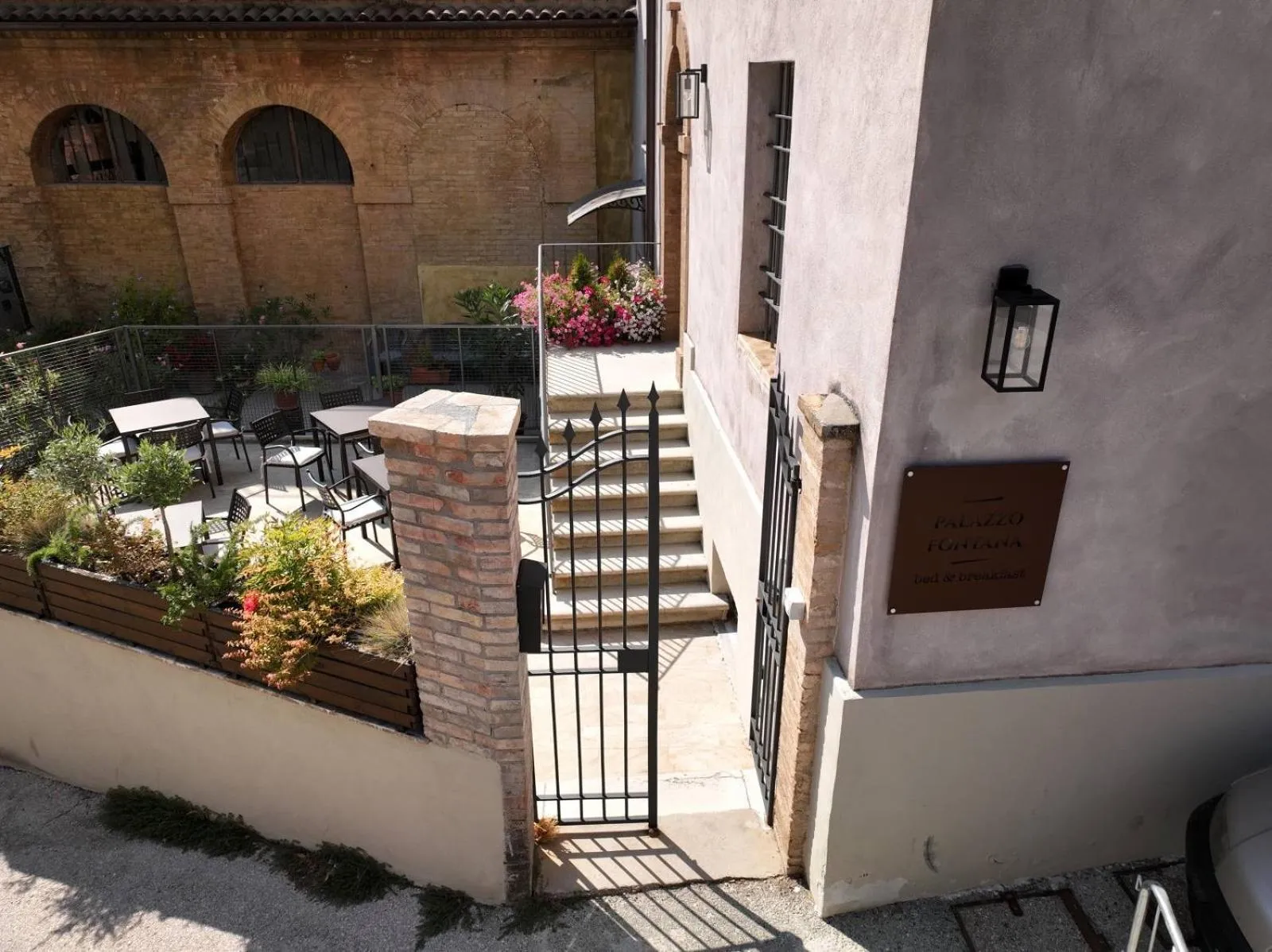 Property building in Palazzo Fontana