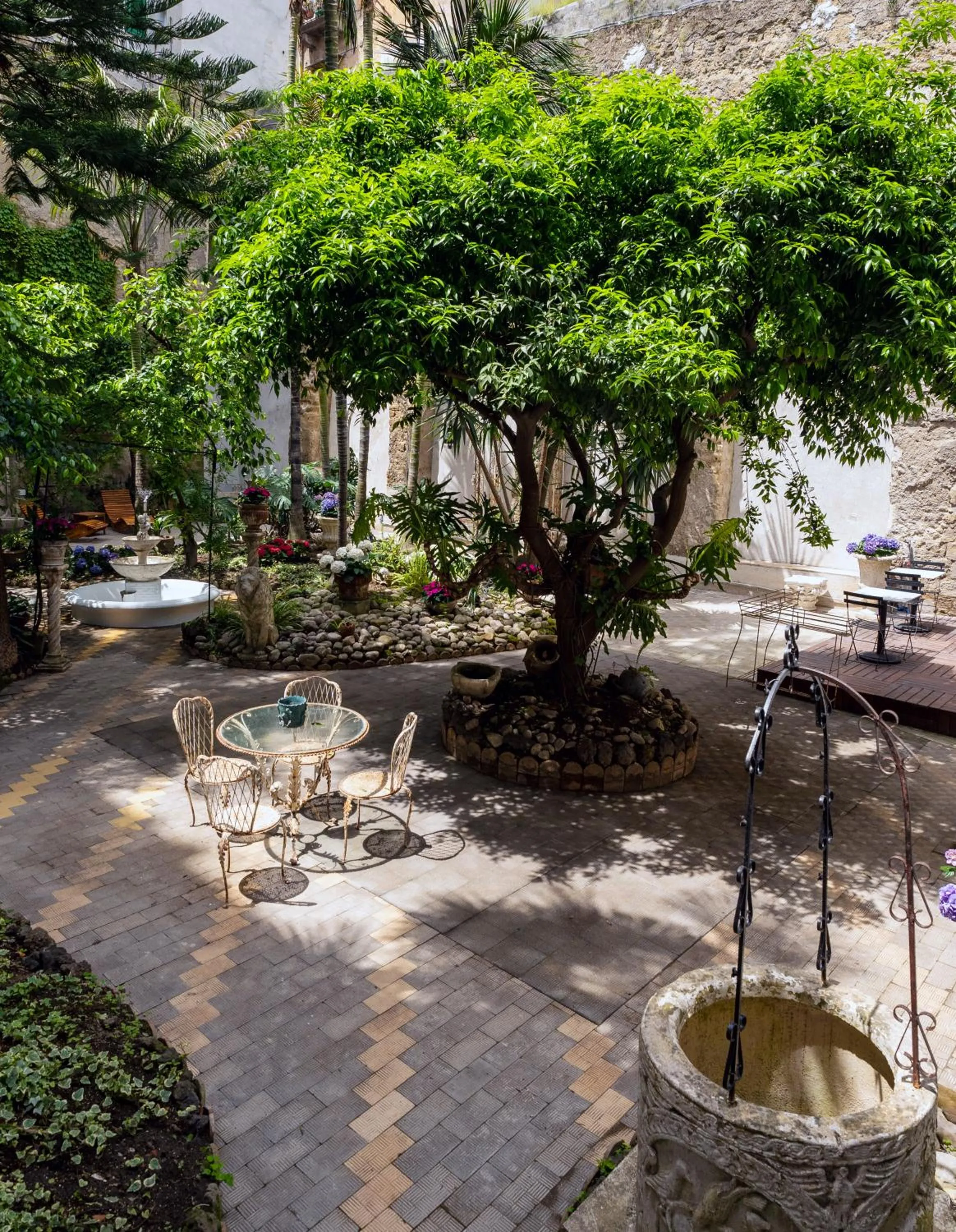 Breakfast in Artemisia Domus - Giardino