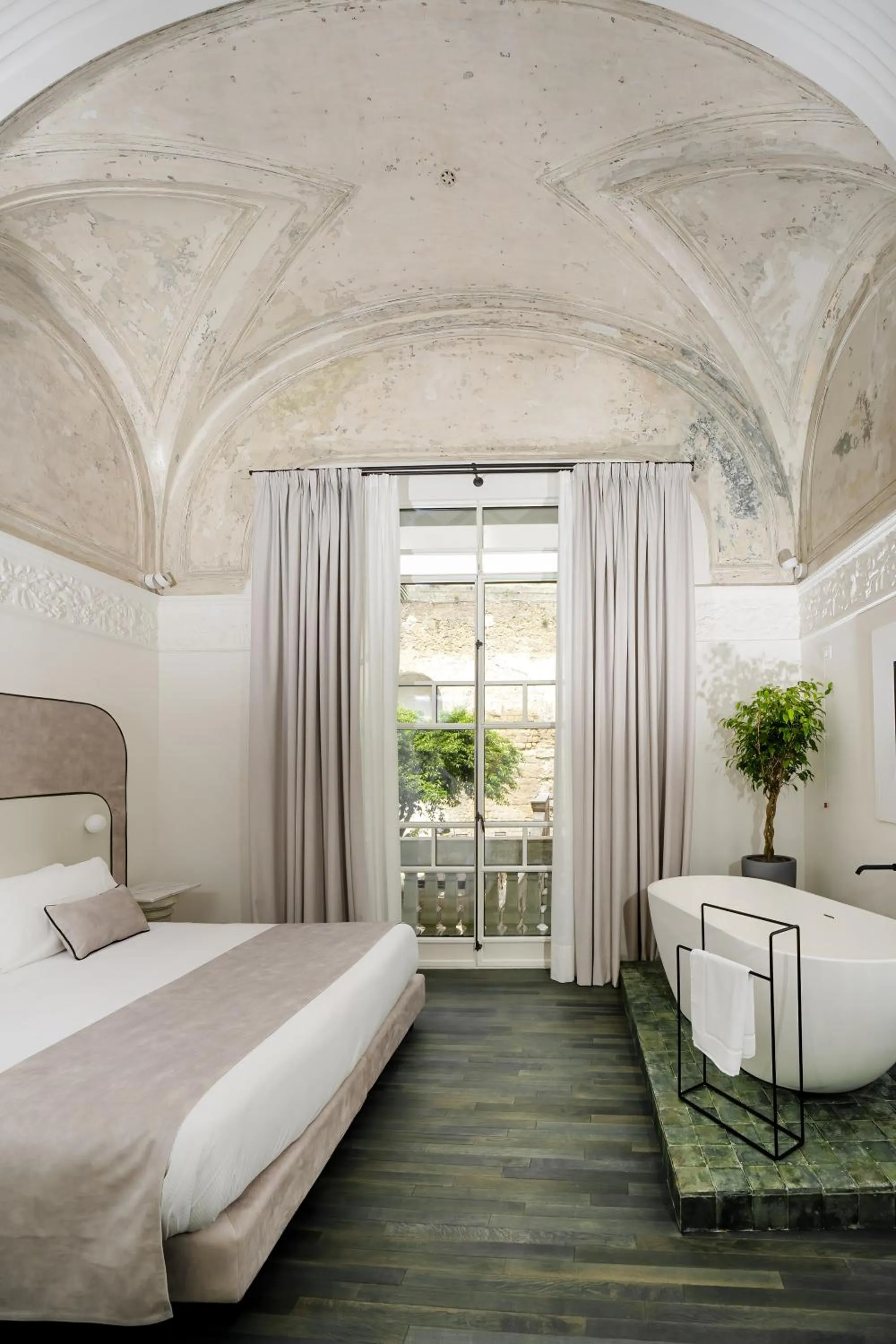 Photo of the whole room, Bed in Artemisia Domus - Giardino
