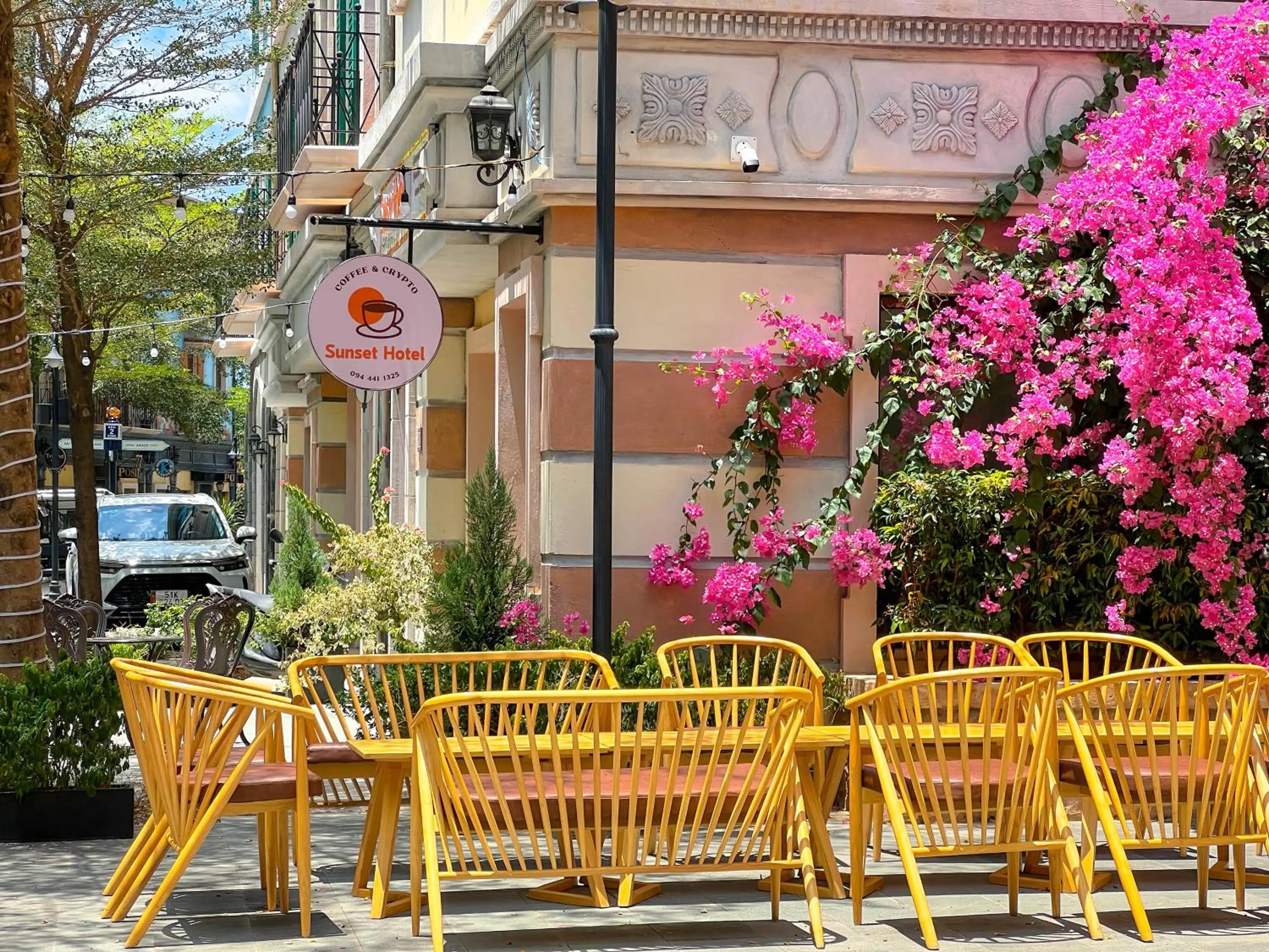 Sea Sunset Hotel Phu Quoc - Welcome to a mixing world of friends