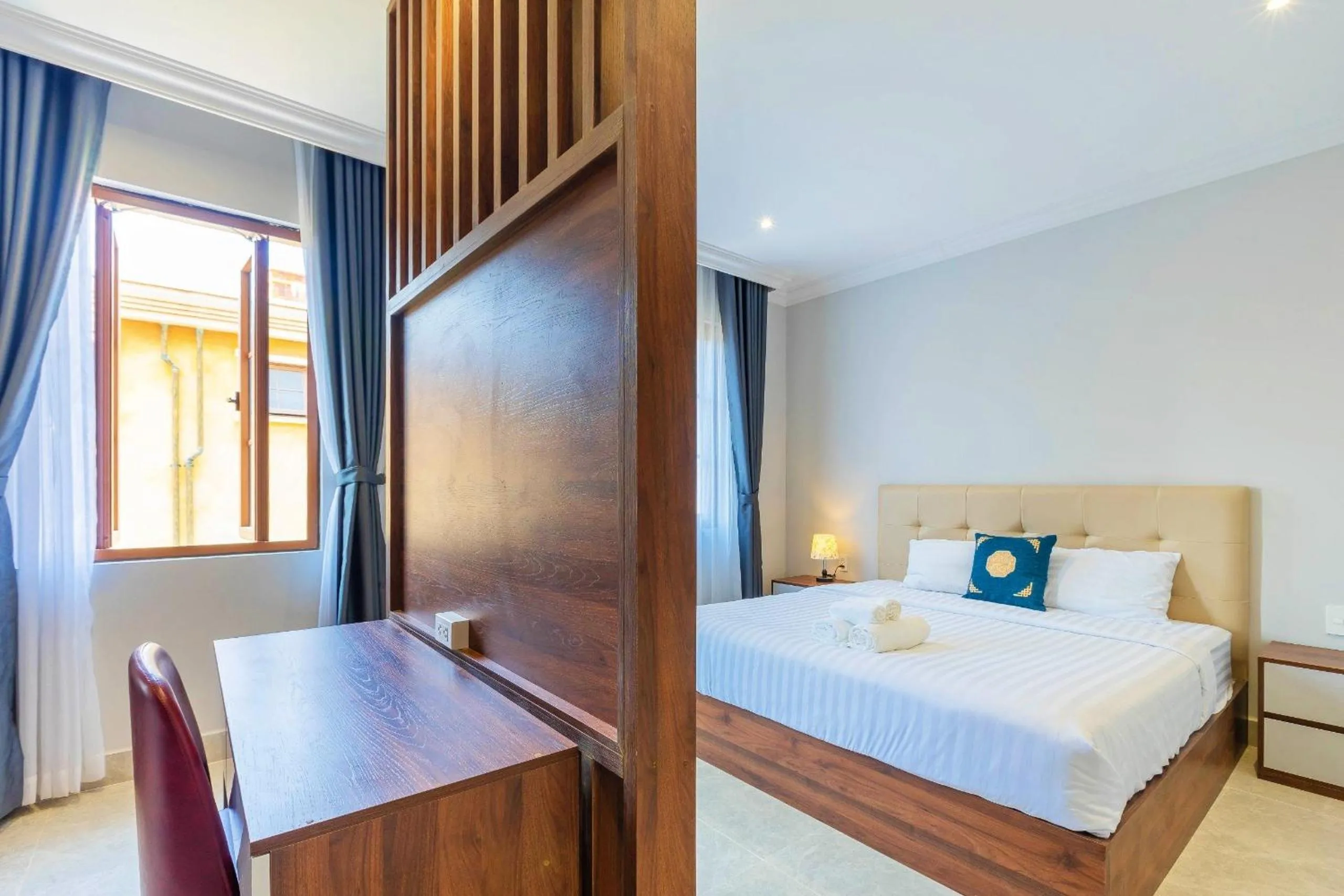 Bed in Sea Sunset Hotel Phu Quoc - Welcome to a mixing world of friends