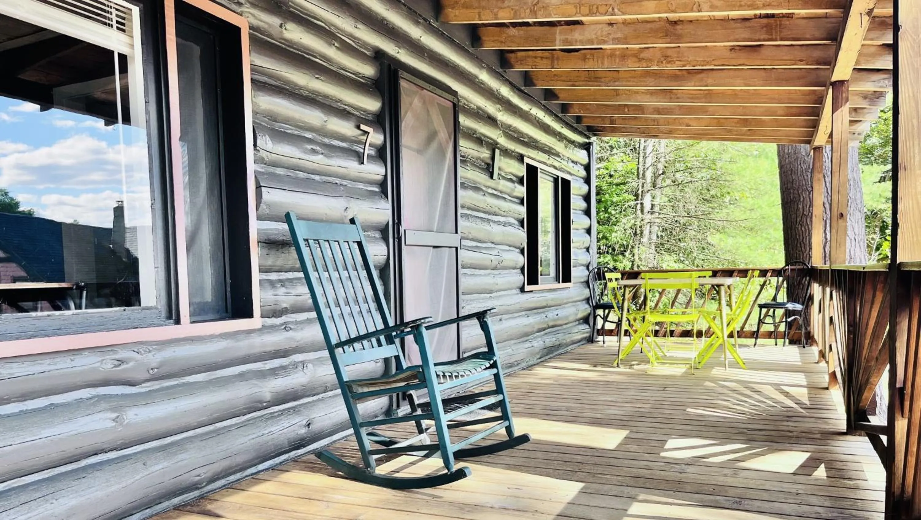 Property building in Motel Luzerne