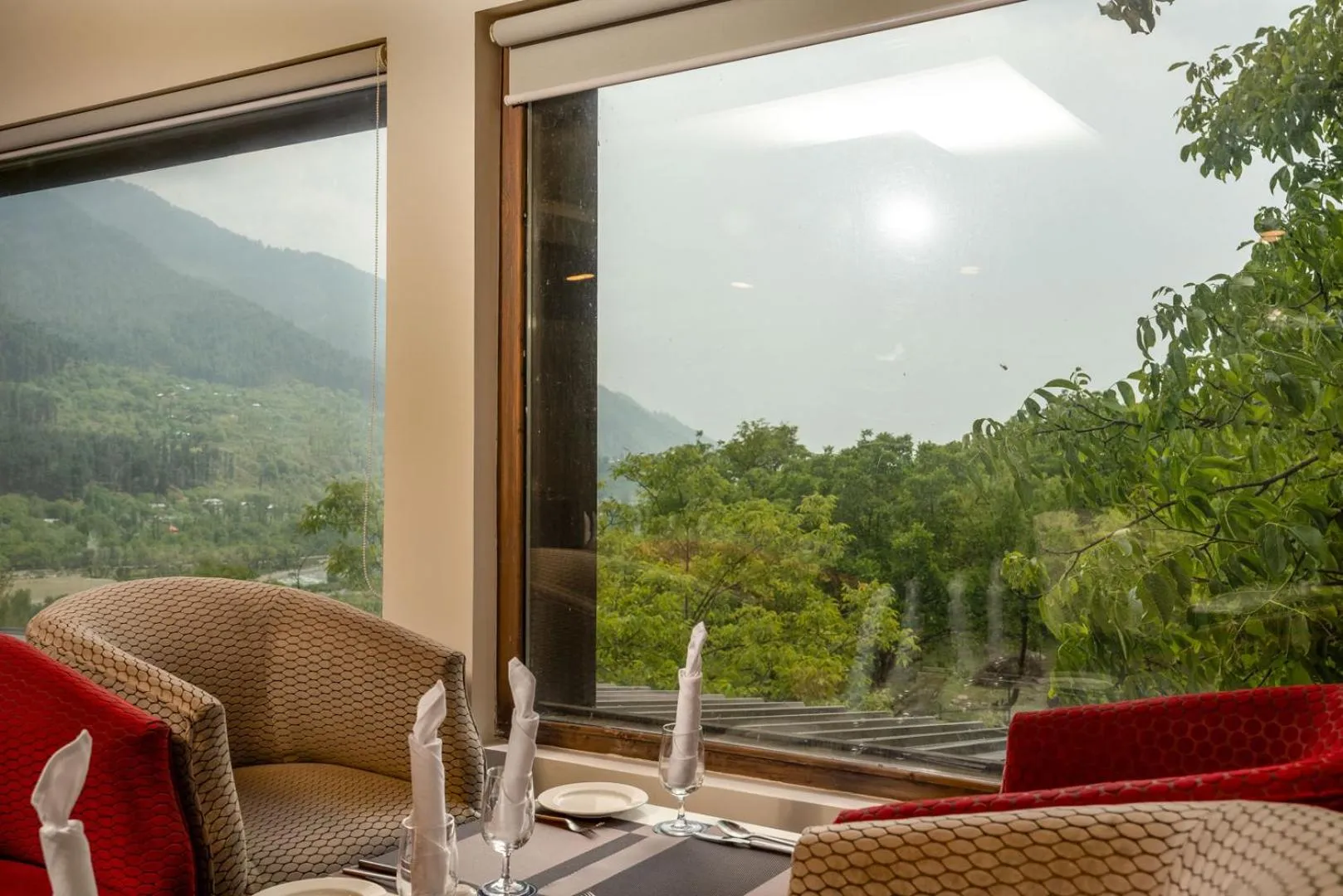 Natural landscape in The Chinar Resort & Spa, Pahalgam