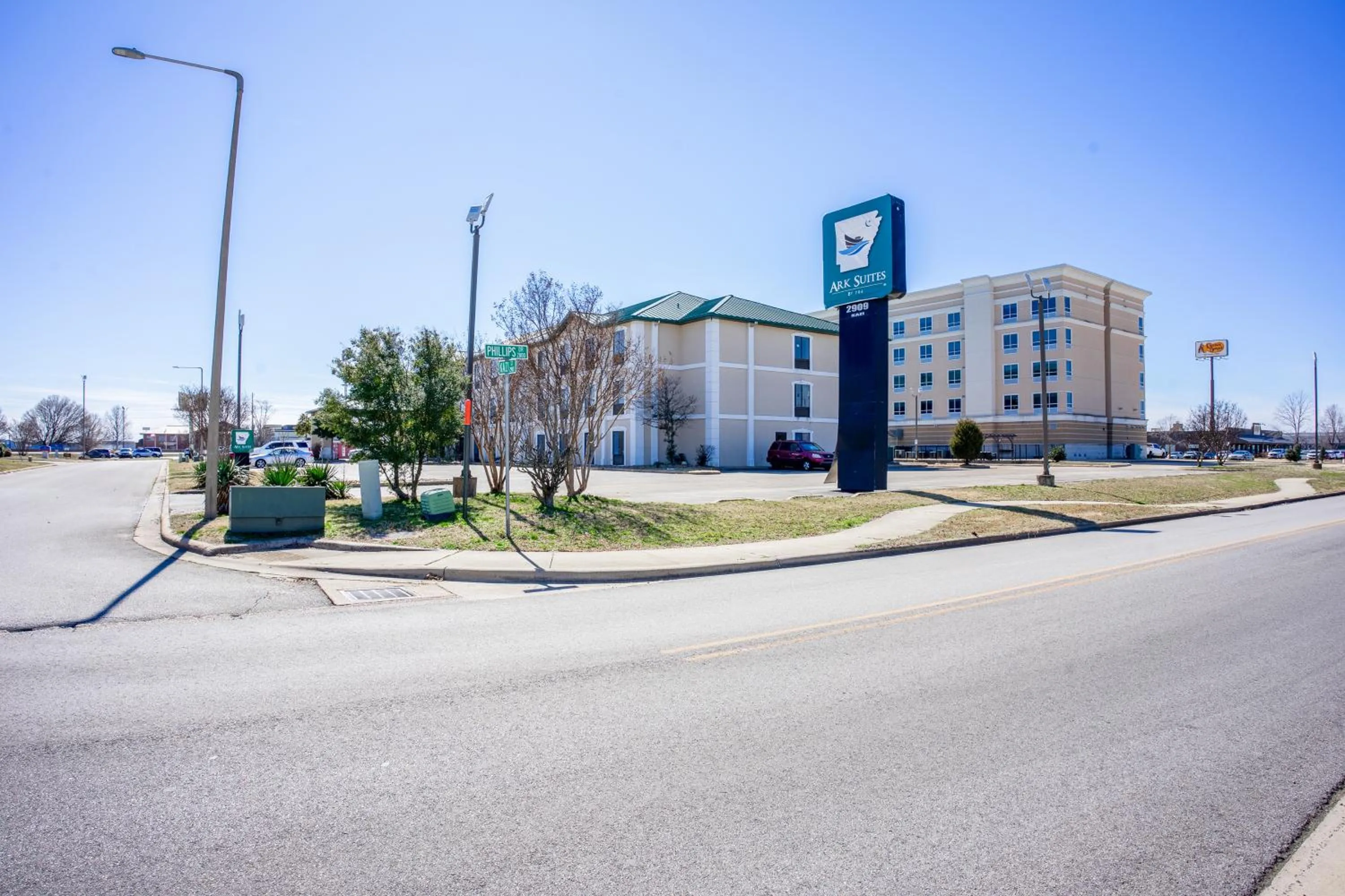 Street view in Ark Suites By OYO Jonesboro I-555