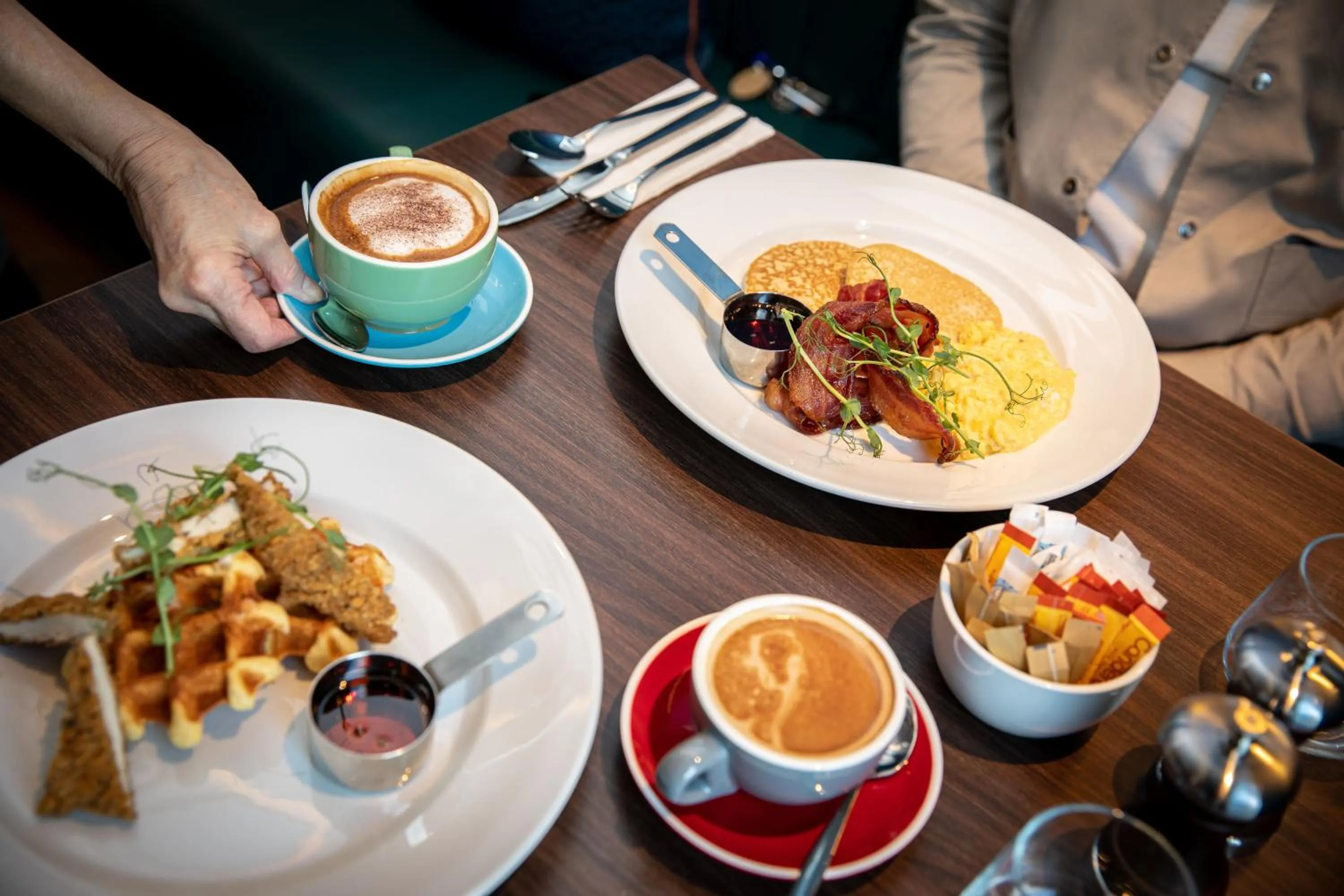 Food and drinks in The Landing Hotel