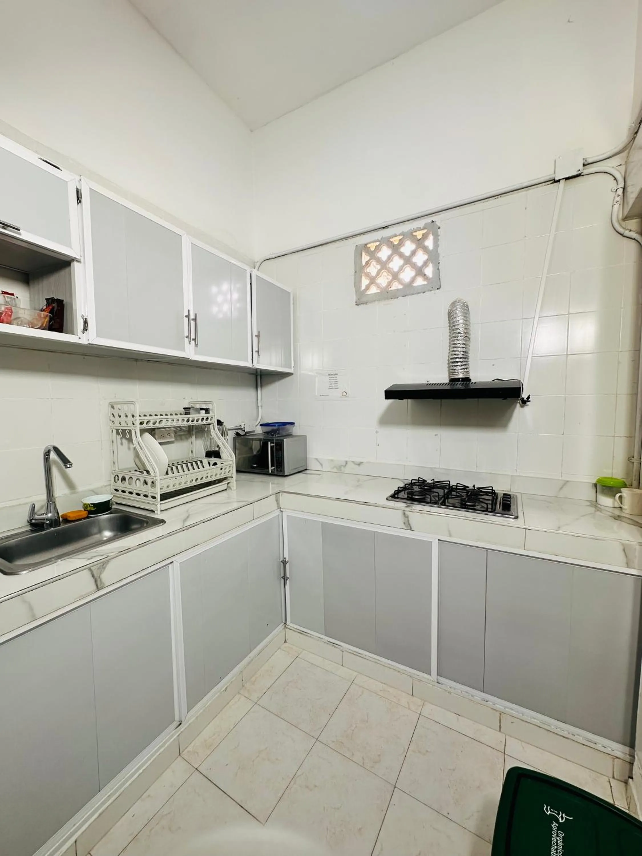 Communal kitchen in Hostal Casa Torres Centro Historico - Adults Only