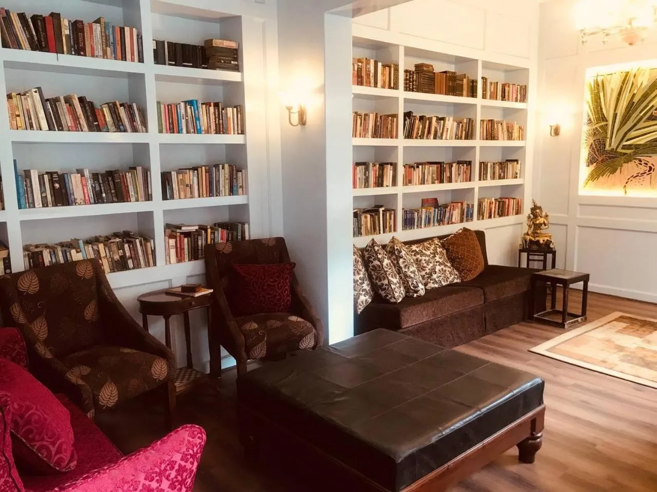 Courtyard Pujan Hotel