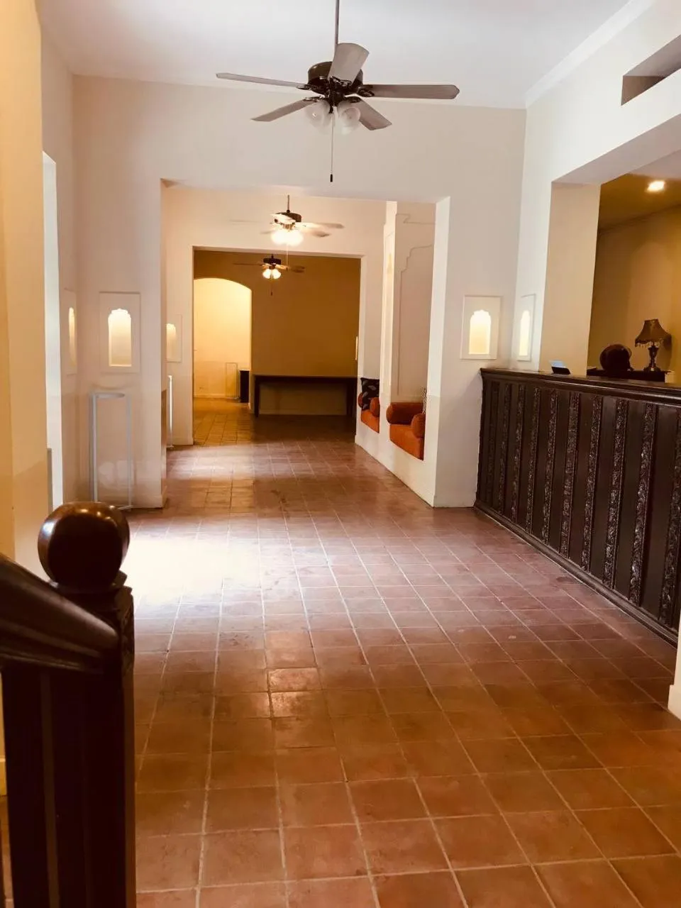 Courtyard Pujan Hotel