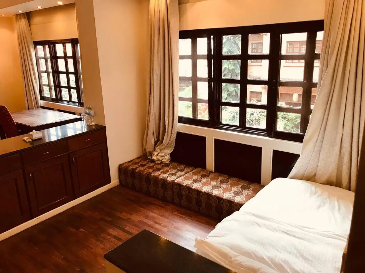 Garden view, Bed in Courtyard Pujan Hotel