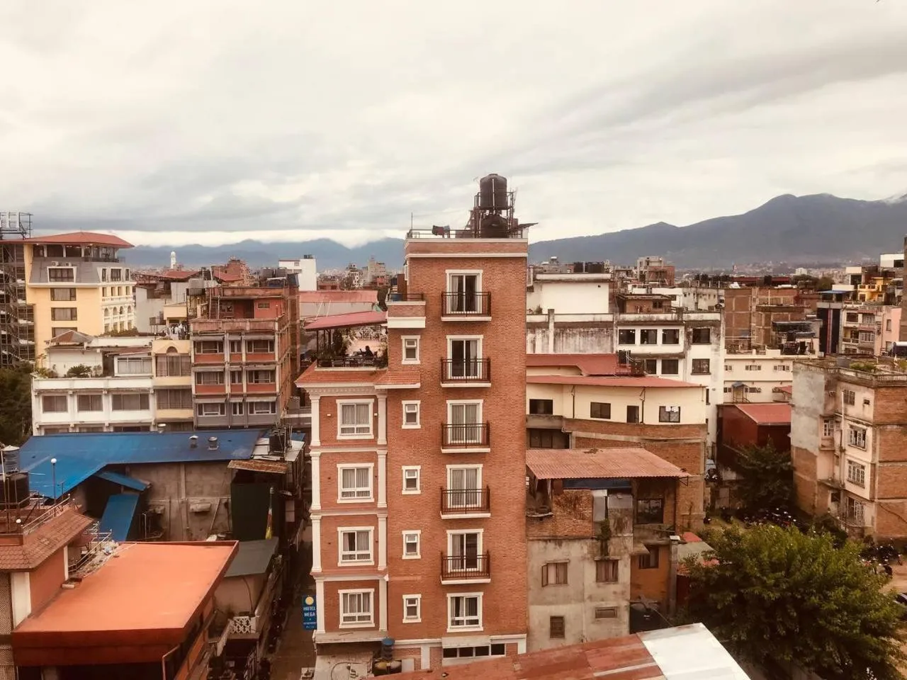 City view in Courtyard Pujan Hotel