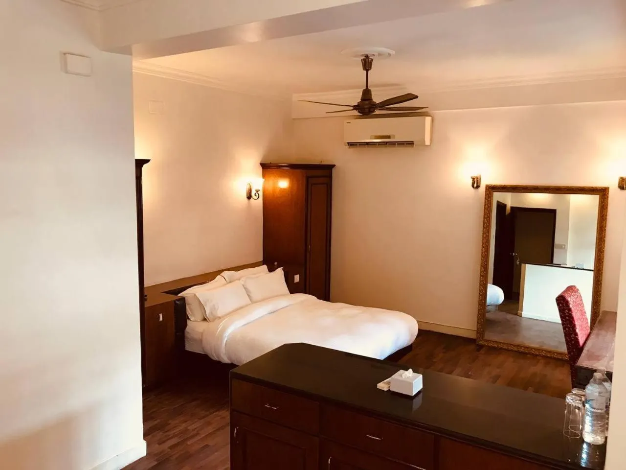 Bed in Courtyard Pujan Hotel