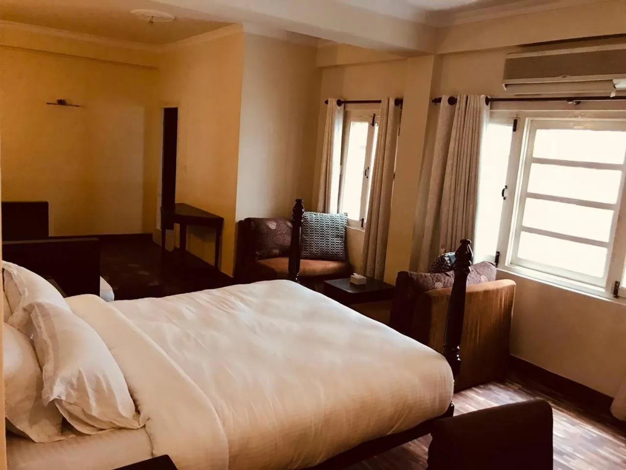 Bedroom, Bed in Courtyard Pujan Hotel