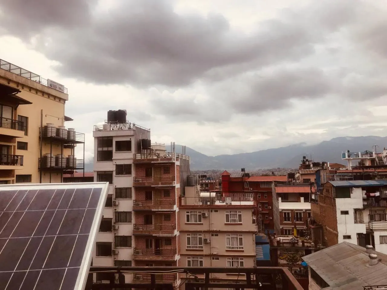 Courtyard Pujan Hotel