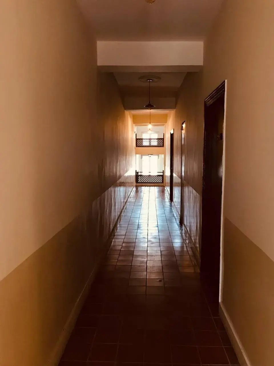 Facade/entrance in Courtyard Pujan Hotel Facade/entrance in Courtyard Pujan Hotel