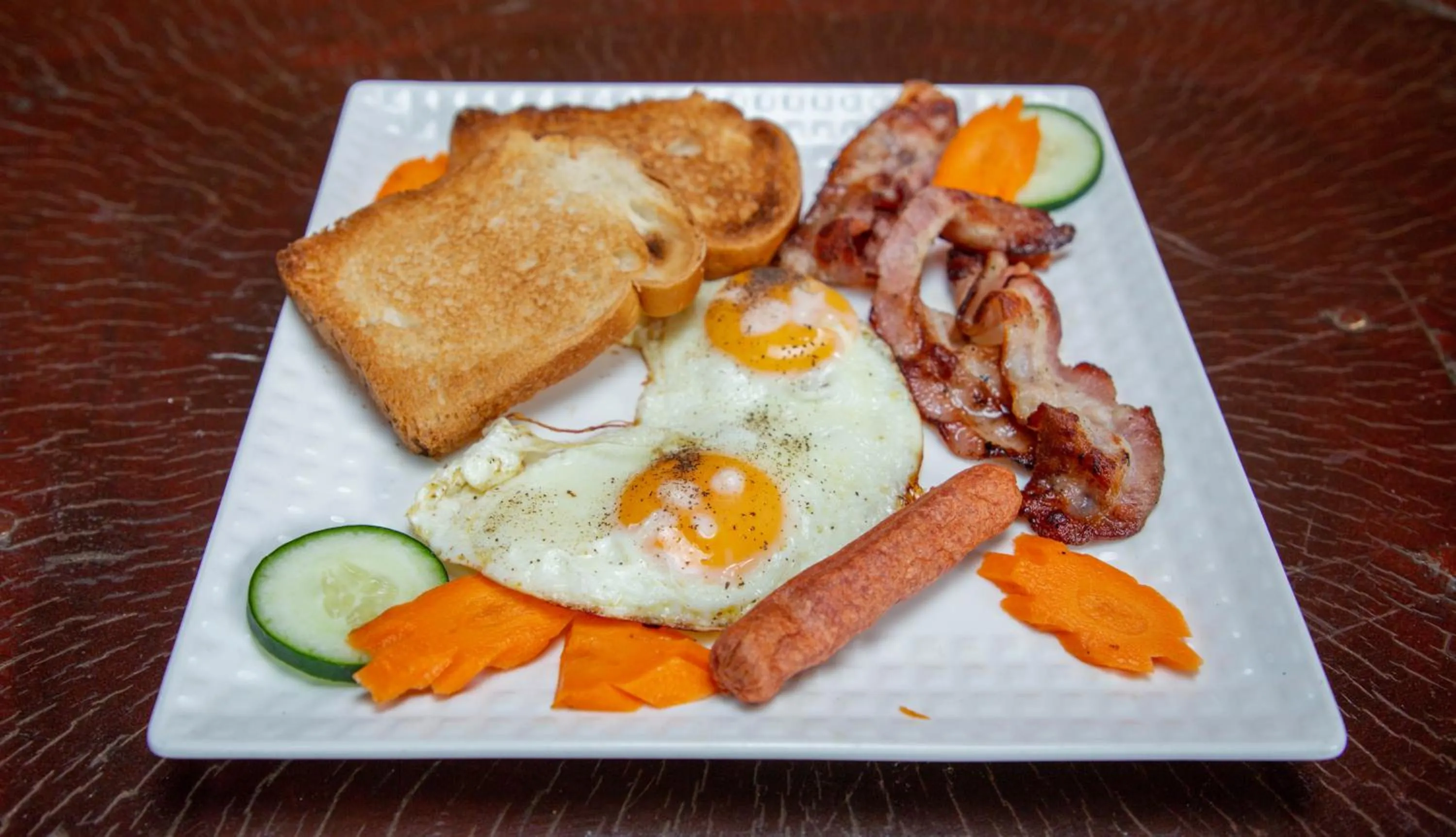 Food and drinks in Shose Farmhouse Chalets & Campsite