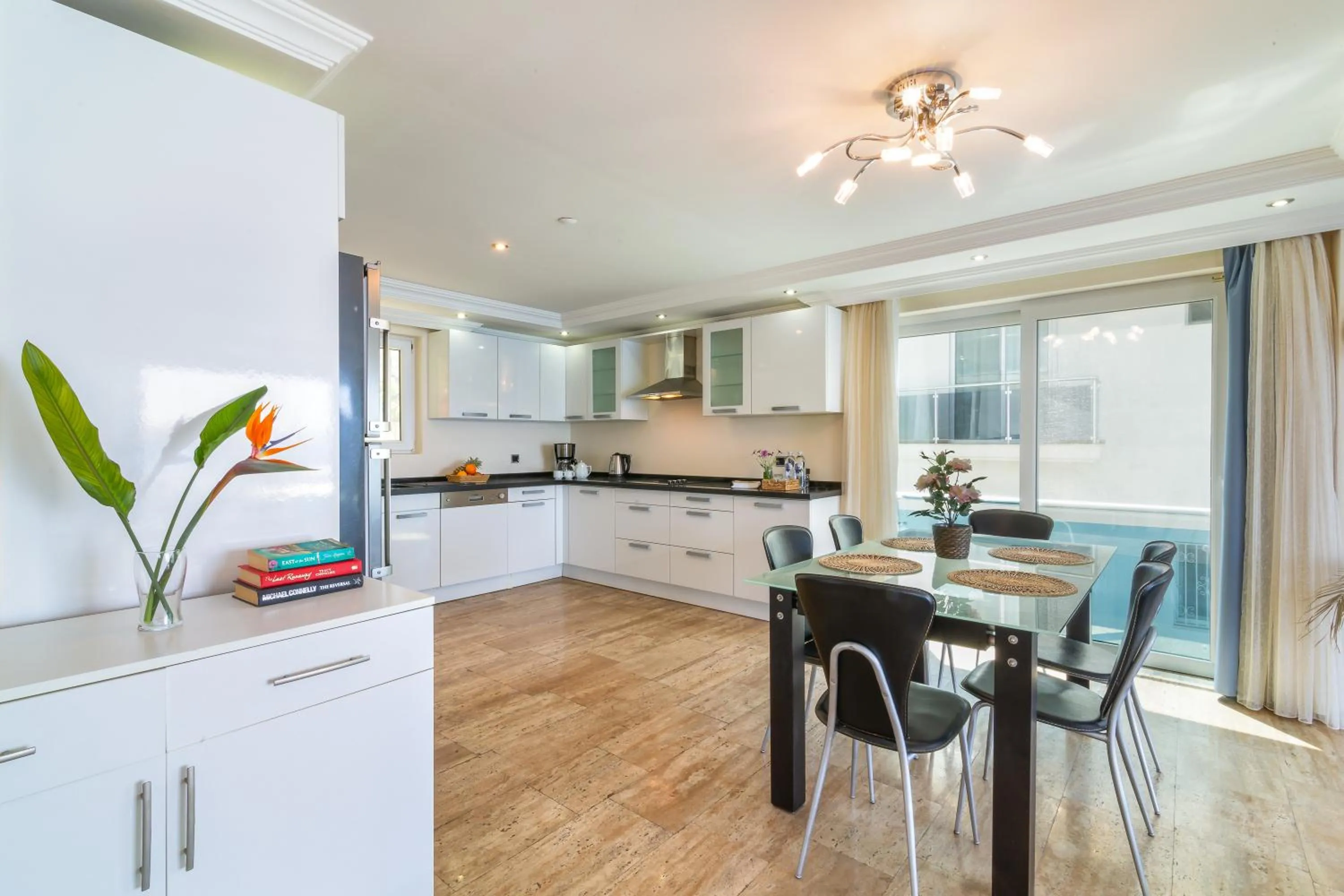 Kitchen or kitchenette in Sofia Ada