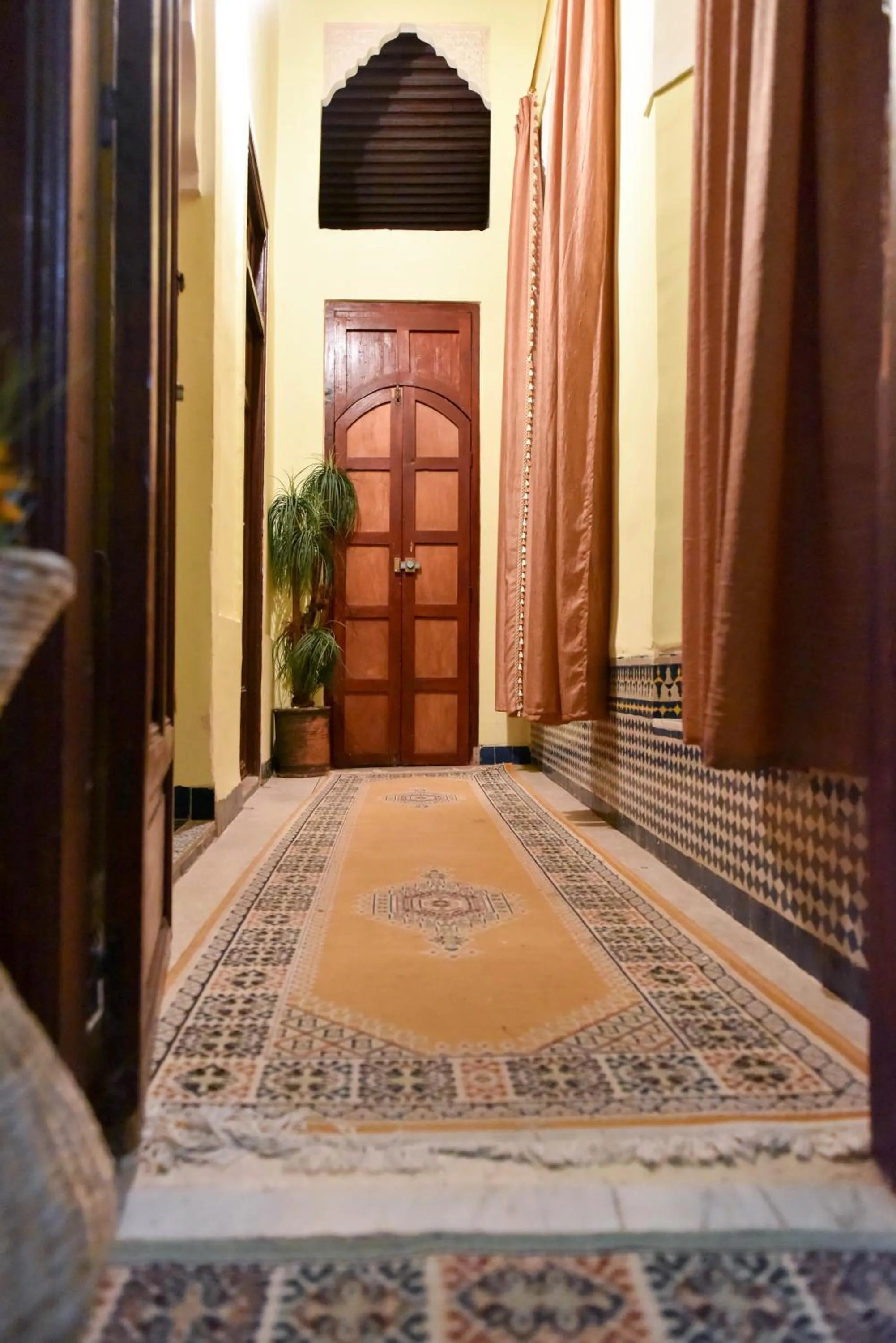 Facade/entrance in Riad Youssef