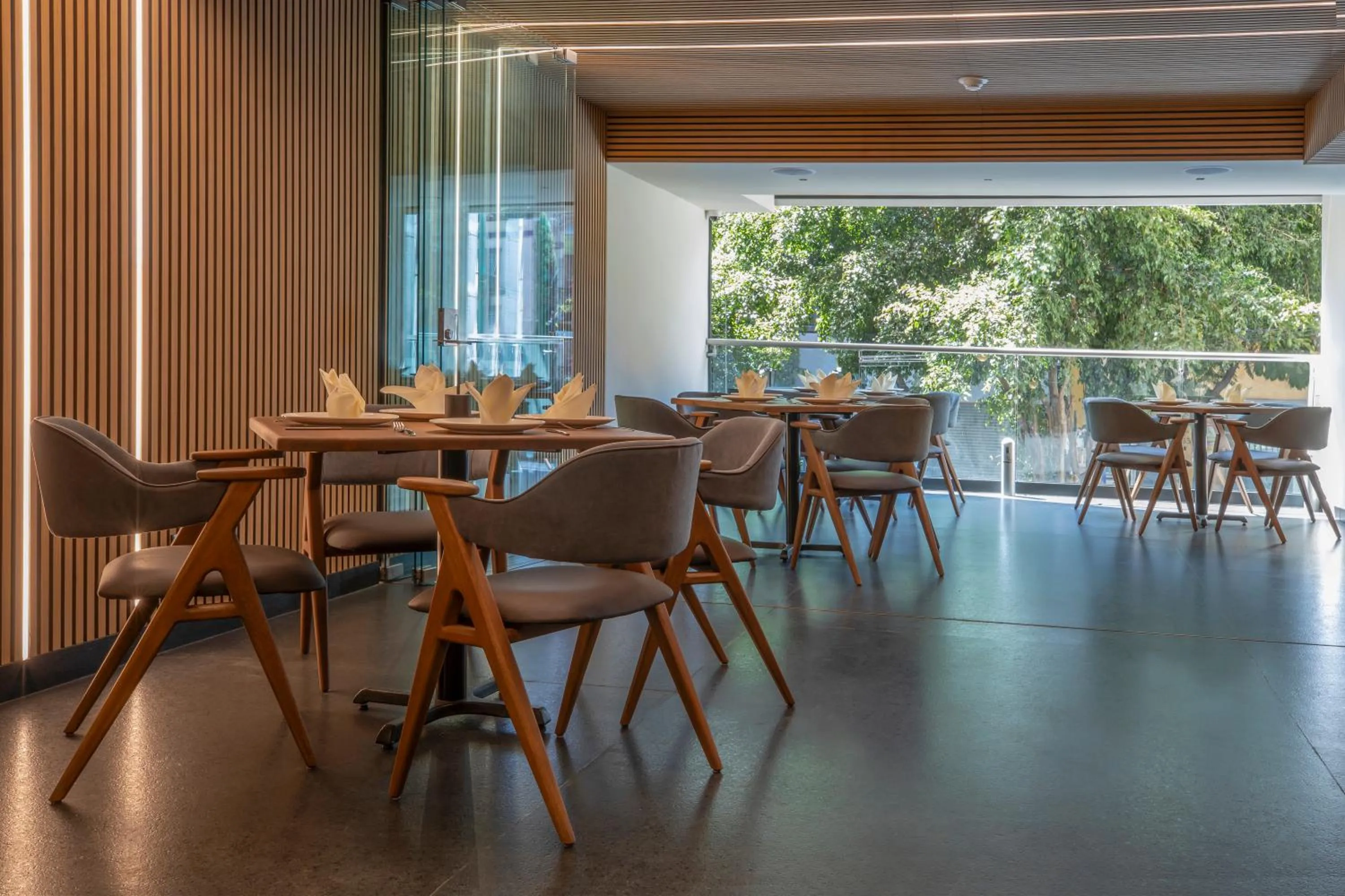 Restaurant/places to eat in Amberes 64, an Ascend Collection Hotel