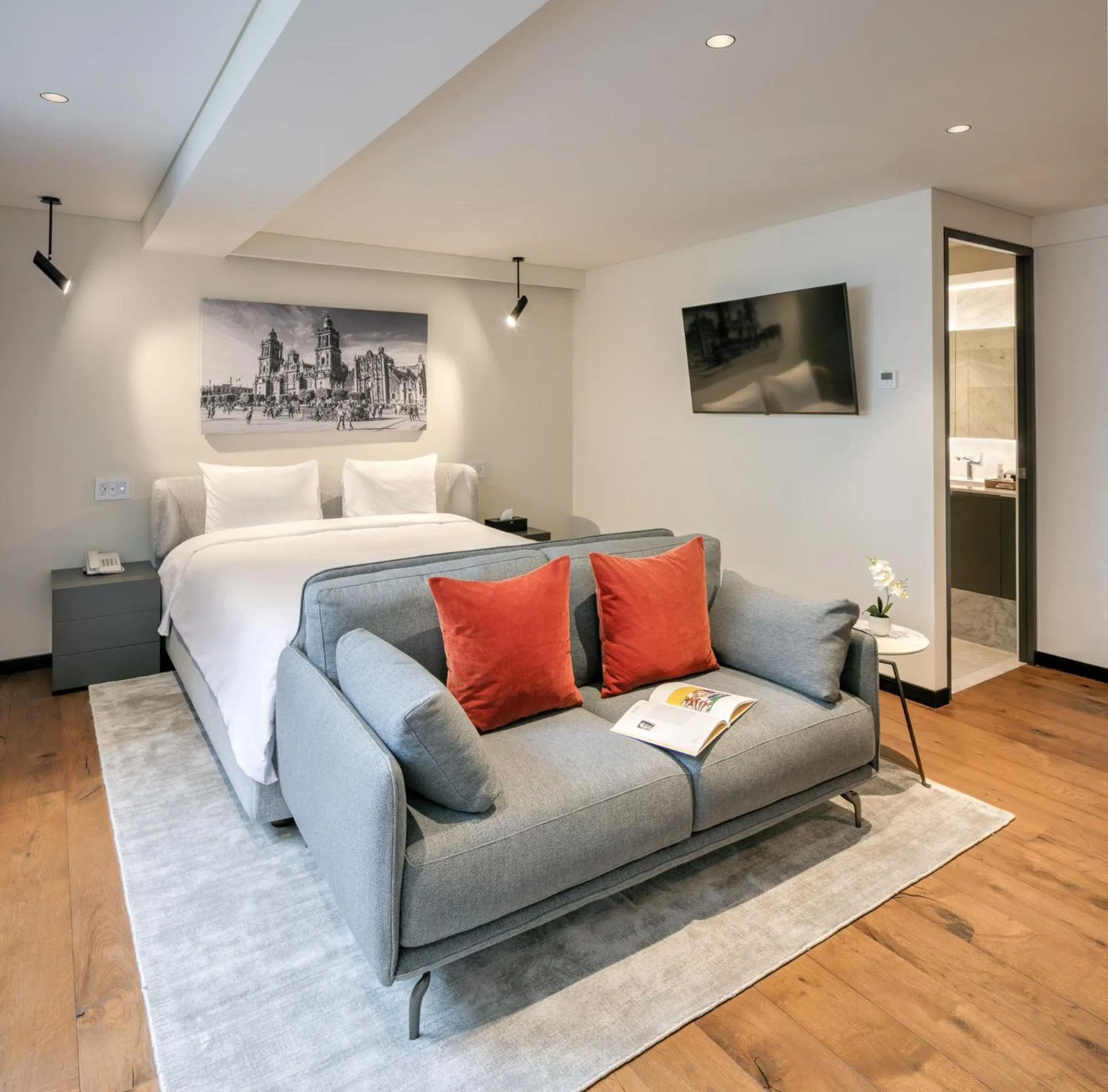 Bed in Amberes 64, an Ascend Collection Hotel