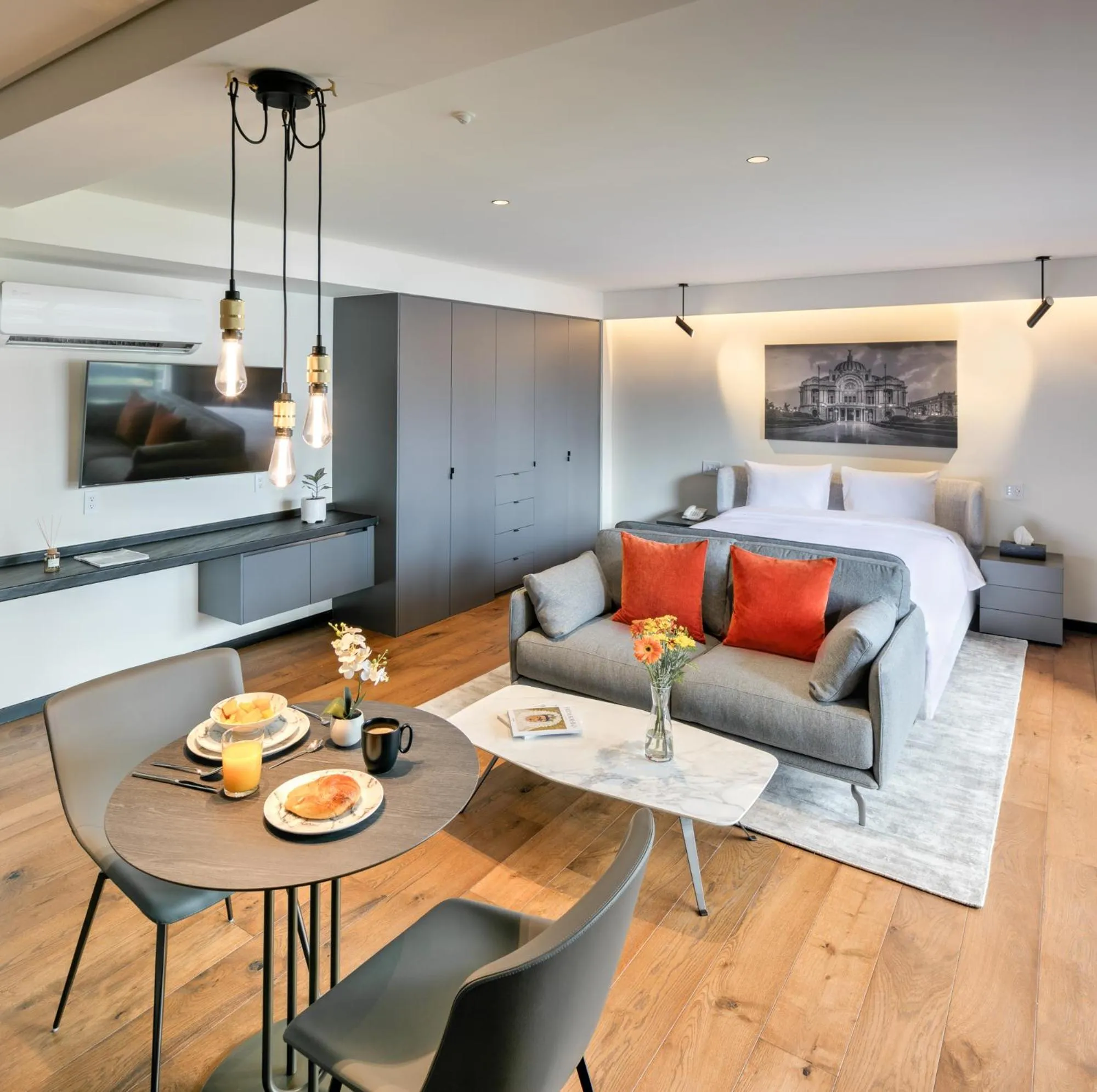 Living room in Amberes 64, an Ascend Collection Hotel