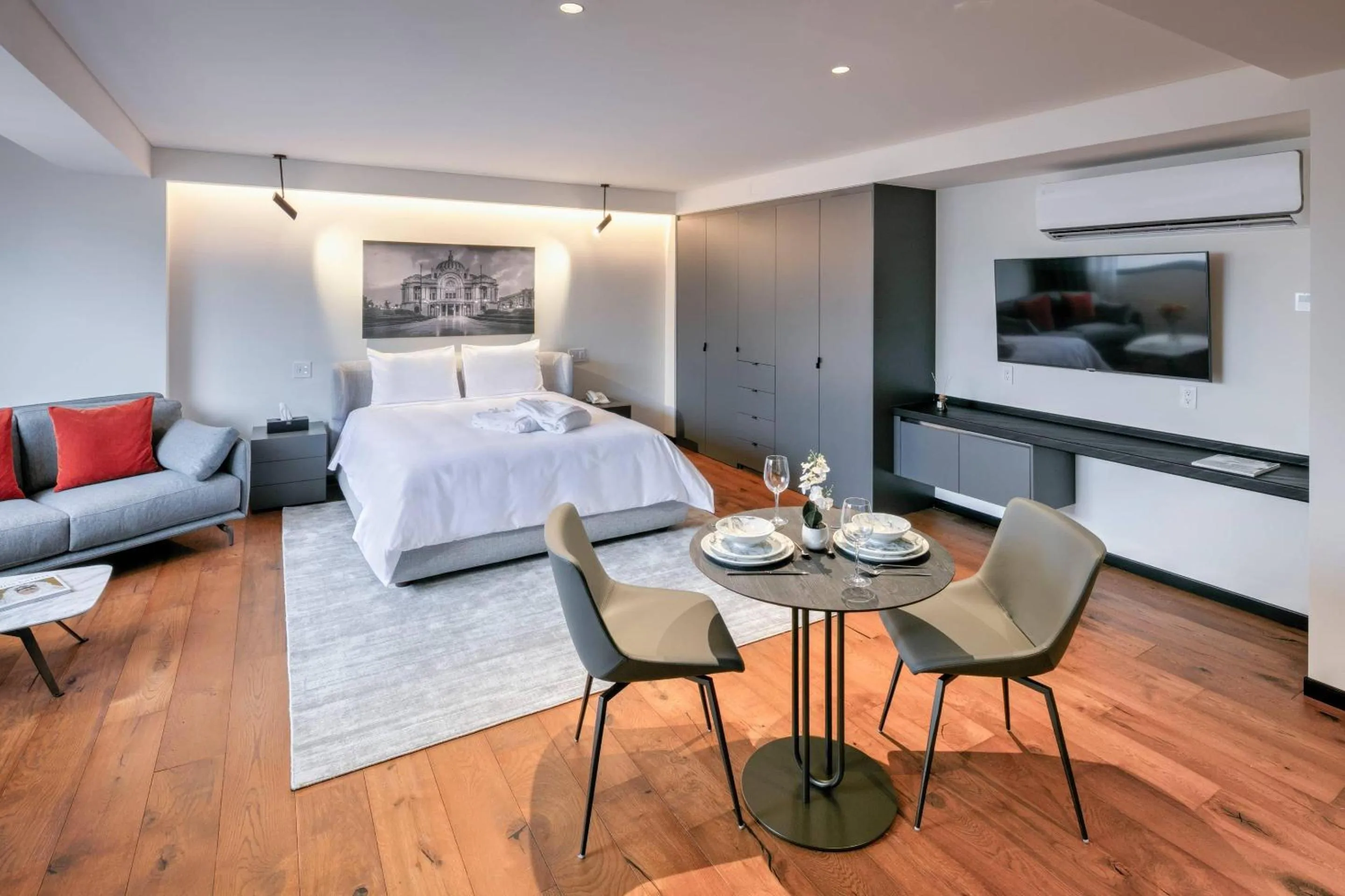 Bedroom, Bed in Amberes 64, an Ascend Collection Hotel