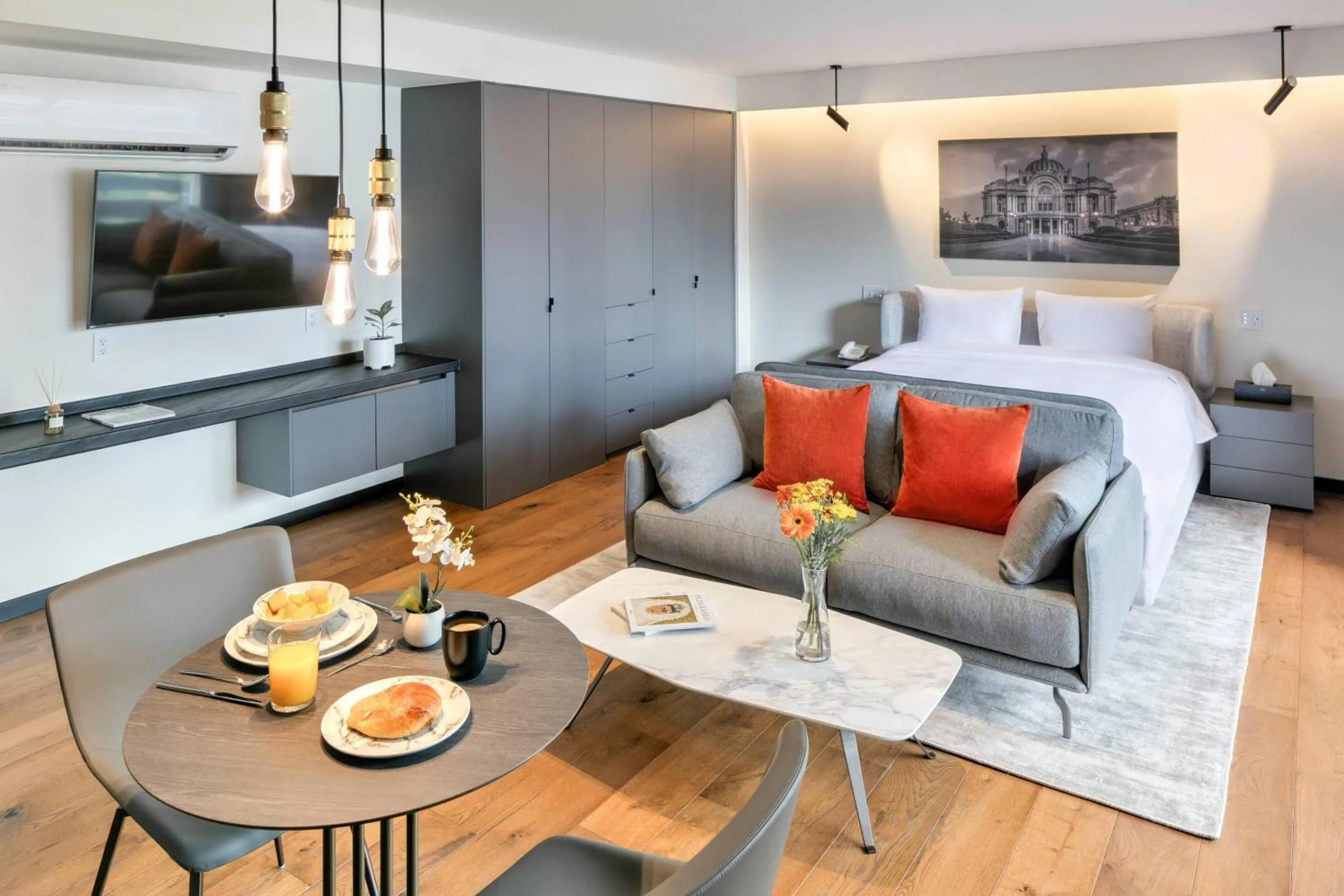 Bedroom in Amberes 64, an Ascend Collection Hotel