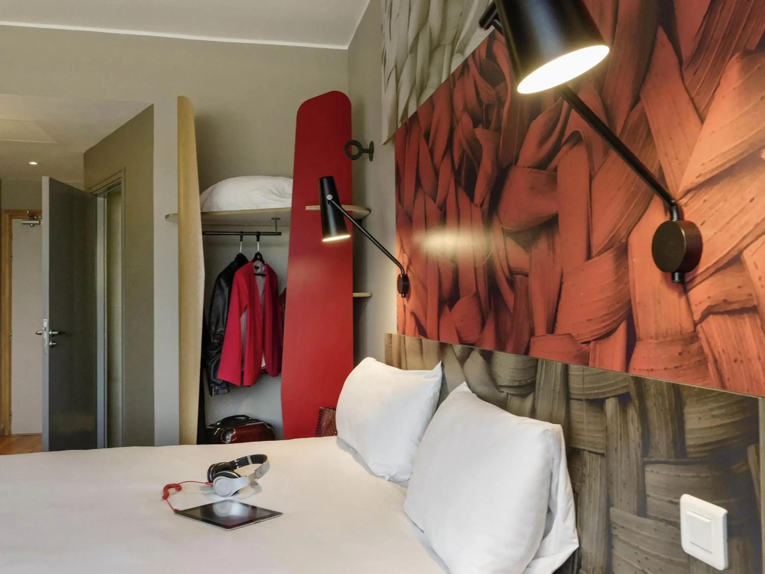 Bedroom, Bed in Ibis Casablanca Sidi Maarouf Bedroom, Bed in Ibis Casablanca Sidi Maarouf