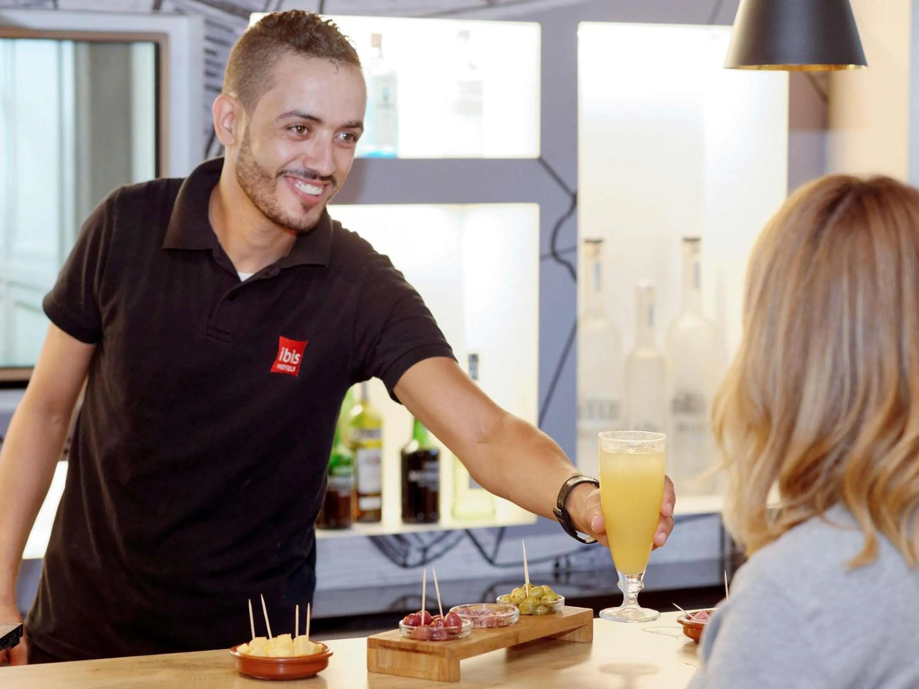 Lounge or bar in Ibis Casablanca Sidi Maarouf