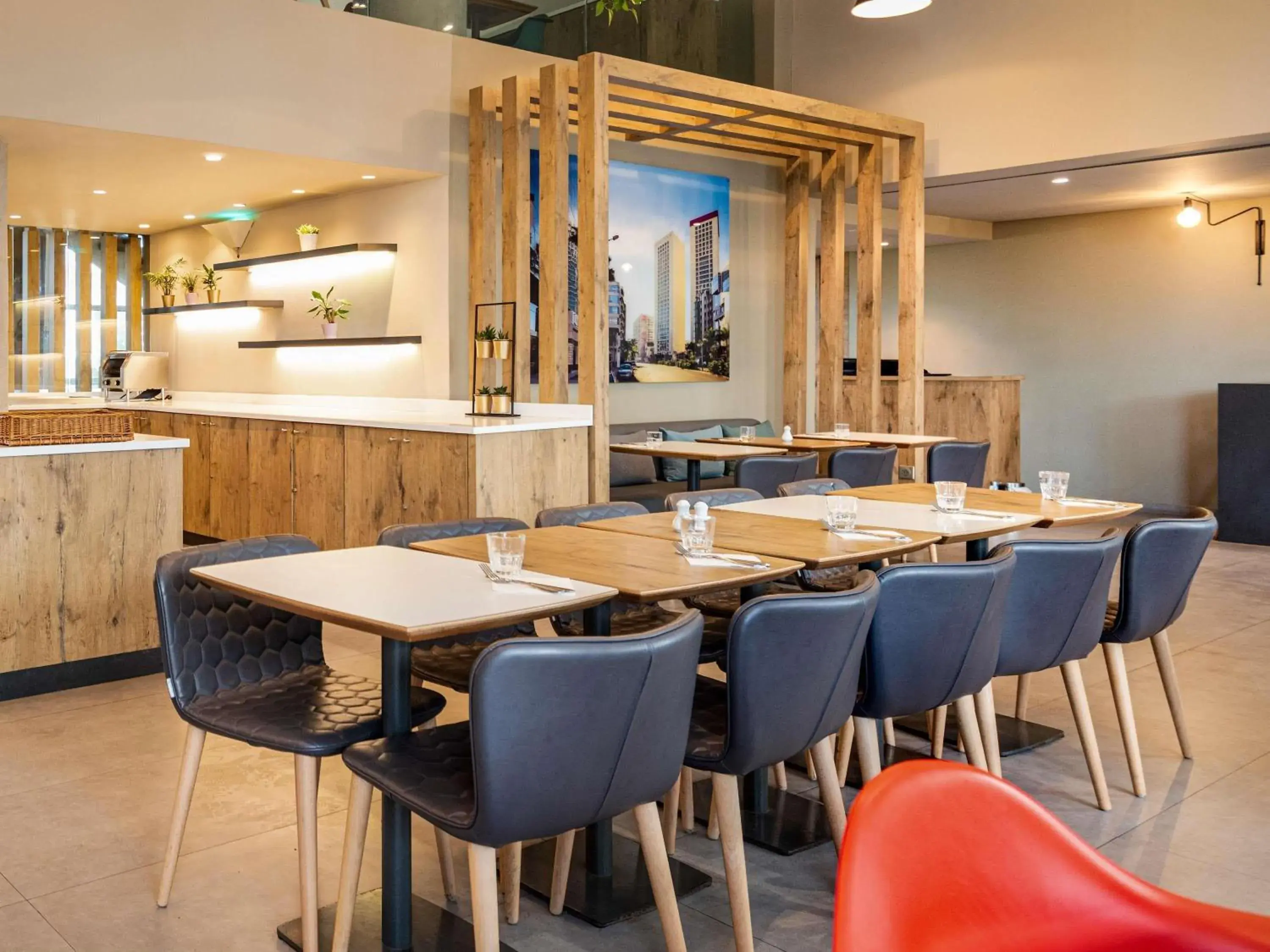 Restaurant/places to eat in Ibis Casablanca Sidi Maarouf Restaurant/places to eat in Ibis Casablanca Sidi Maarouf