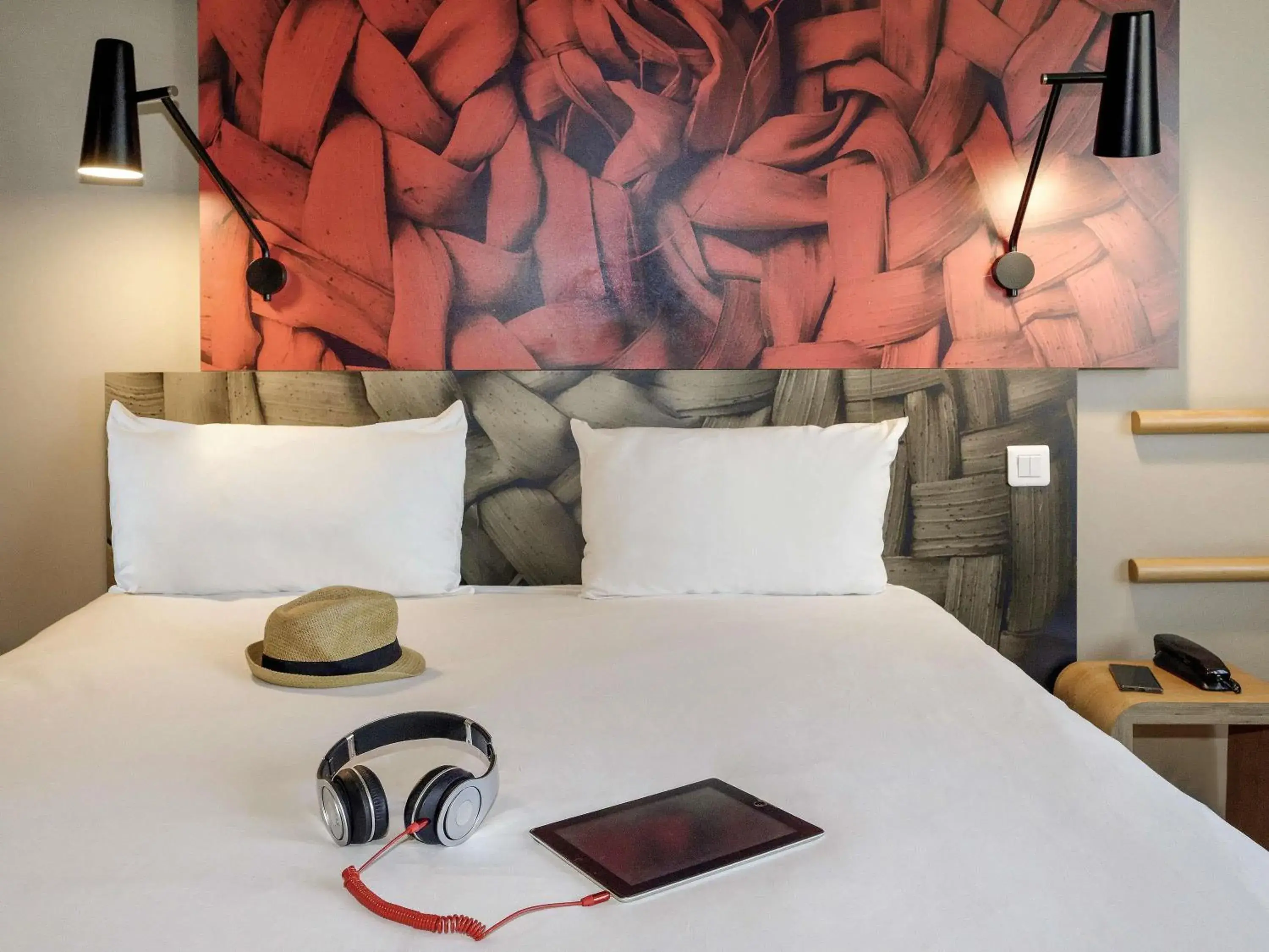 Bedroom, Bed in Ibis Casablanca Sidi Maarouf Bedroom, Bed in Ibis Casablanca Sidi Maarouf