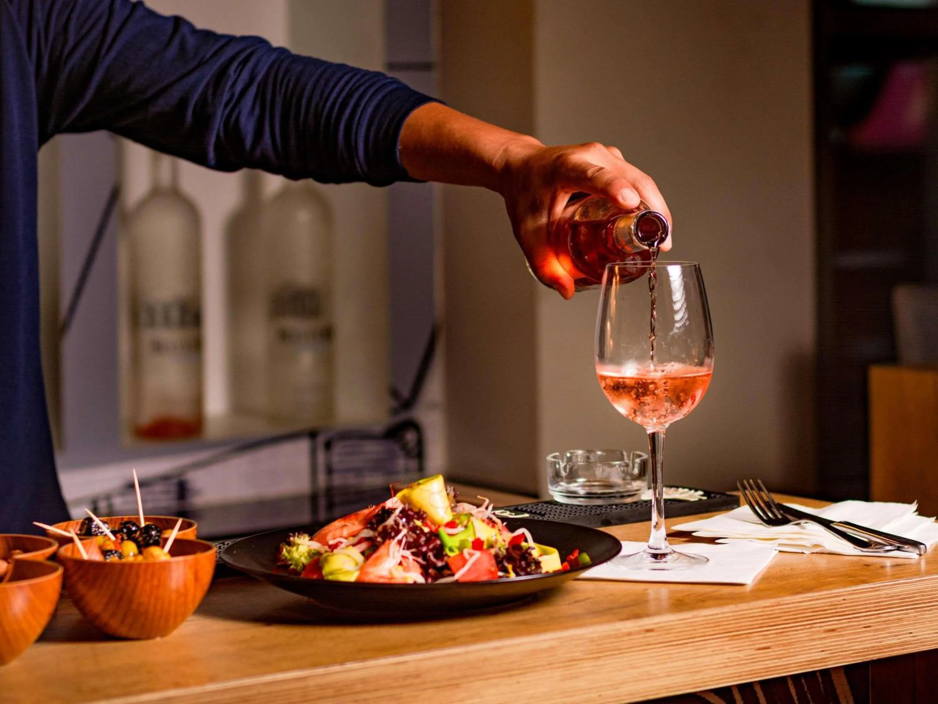 Lounge or bar in Ibis Casablanca Sidi Maarouf