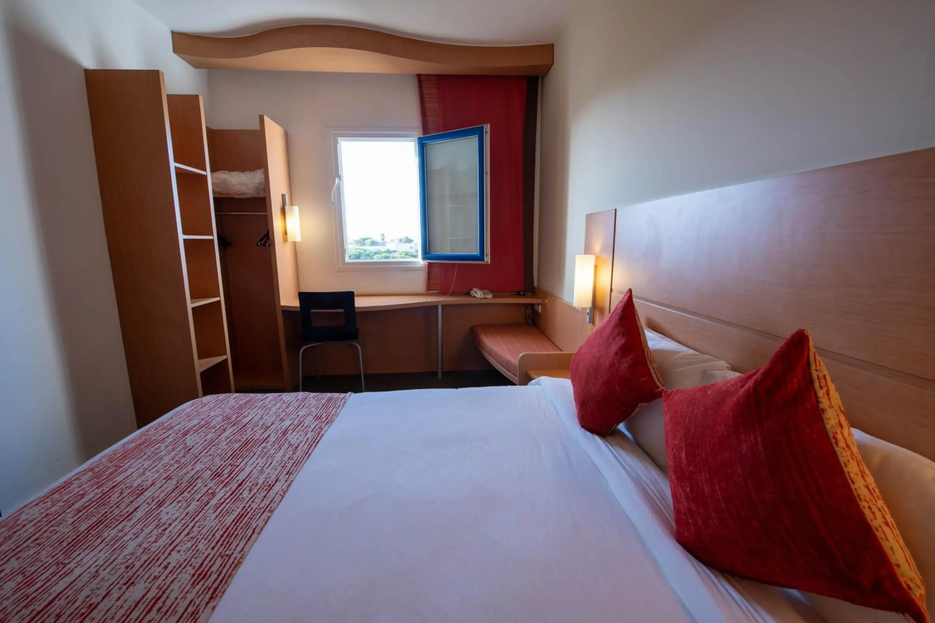 Standard Double Room with Pool View in Hôtel La Perle de Mogador Standard Double Room with Pool View in Hôtel La Perle de Mogador