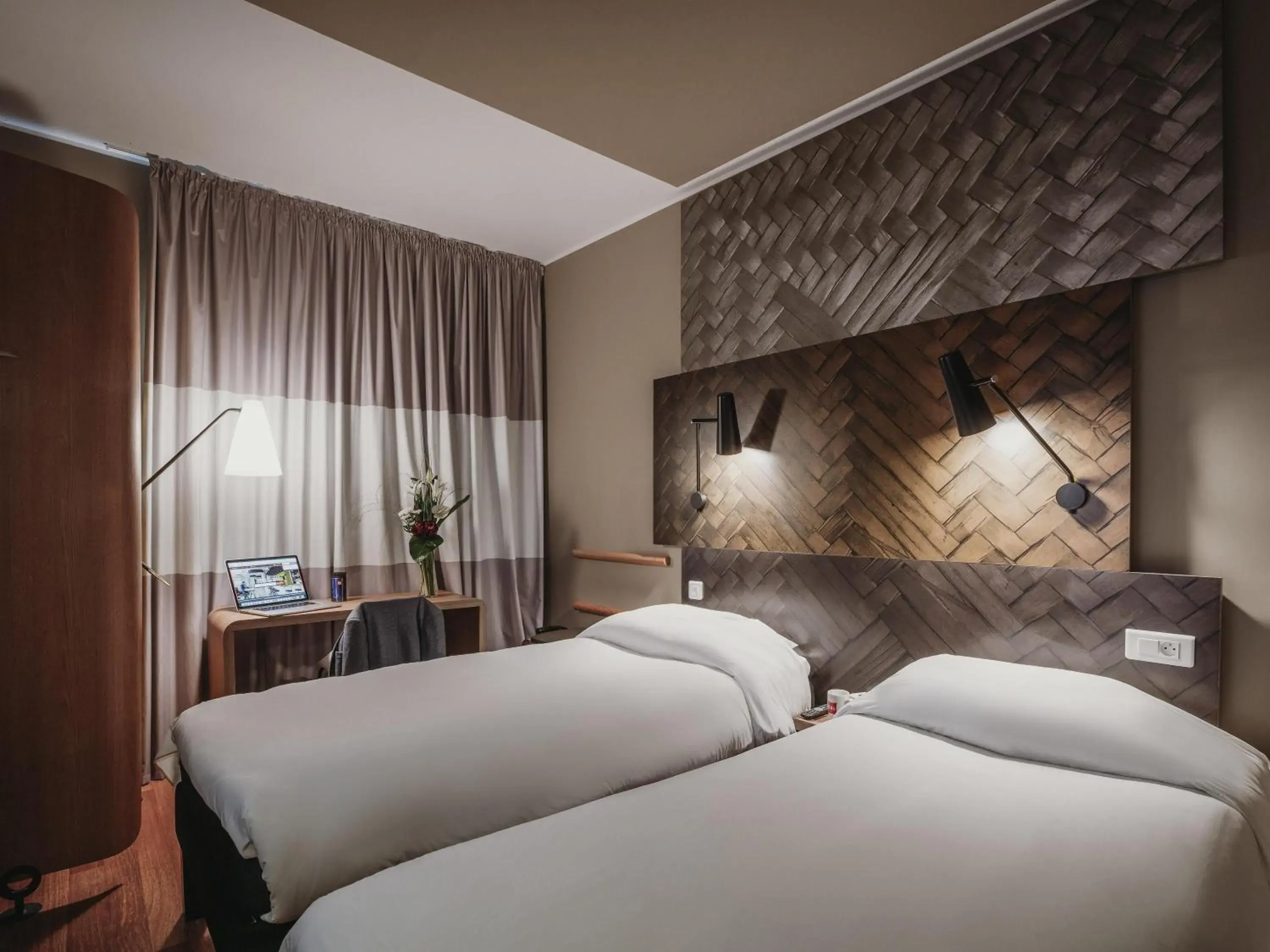 Bedroom, Bed in Ibis Casablanca City Center Bedroom, Bed in Ibis Casablanca City Center