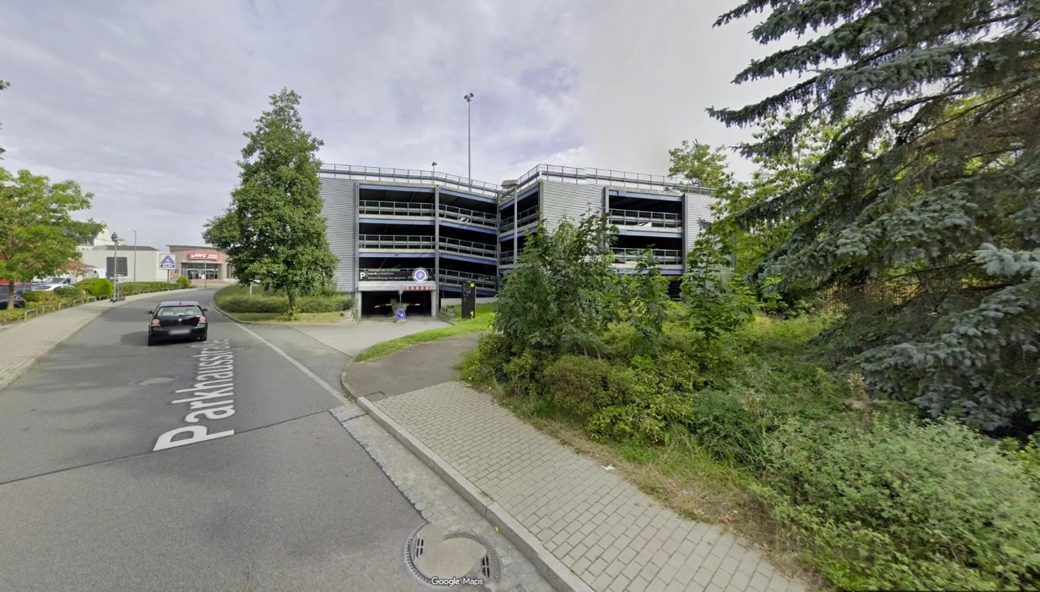 Parking in Hotel Mauritius - Im Herzen von Crimmitschau - Frühstück buchbar - Restaurant - Café - Fahrradbox