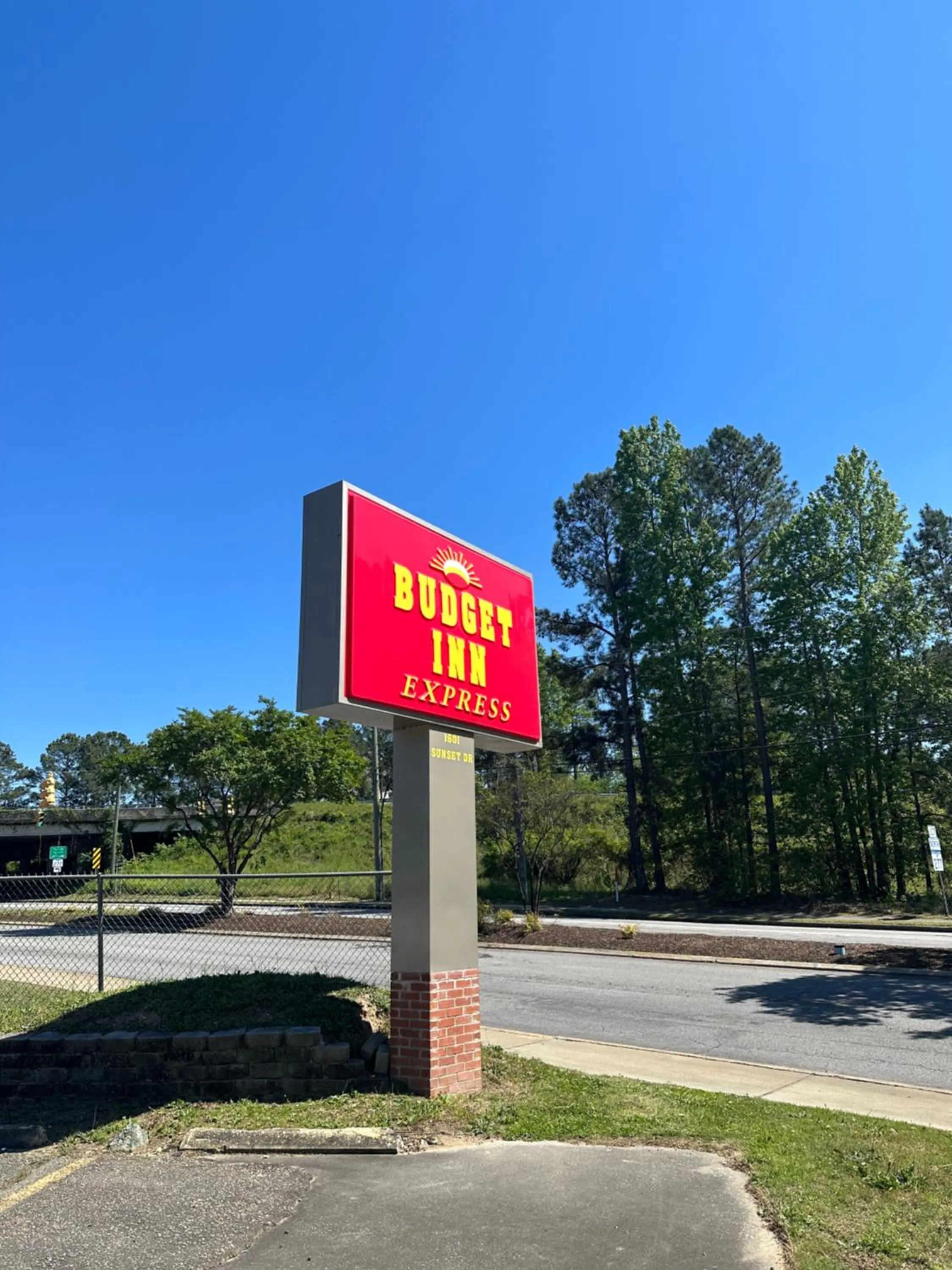 Budget Inn Express