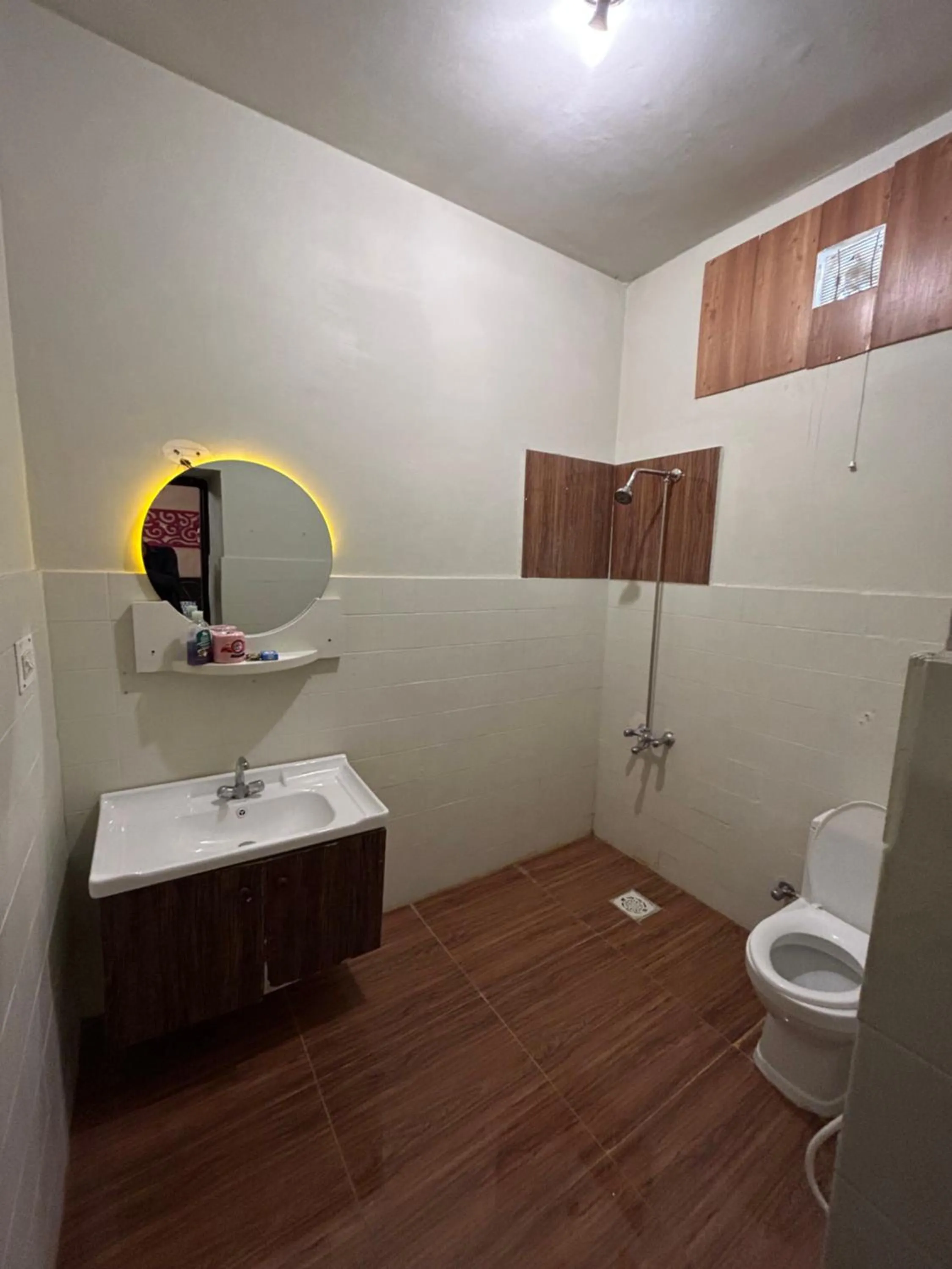 Toilet in Republika Central Hotel & Resort