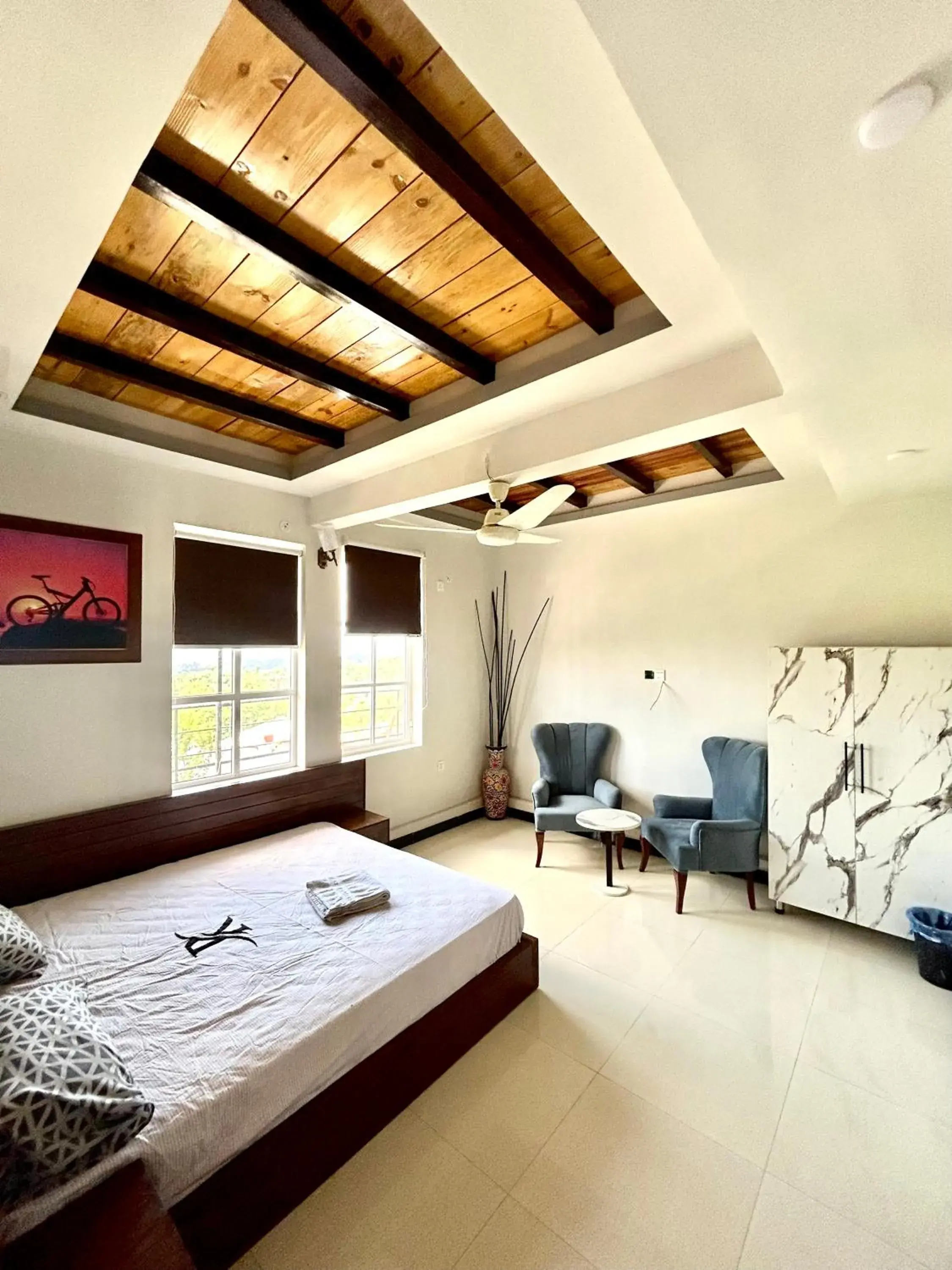 Seating area, Bed in Republika Central Hotel & Resort Seating area, Bed in Republika Central Hotel & Resort