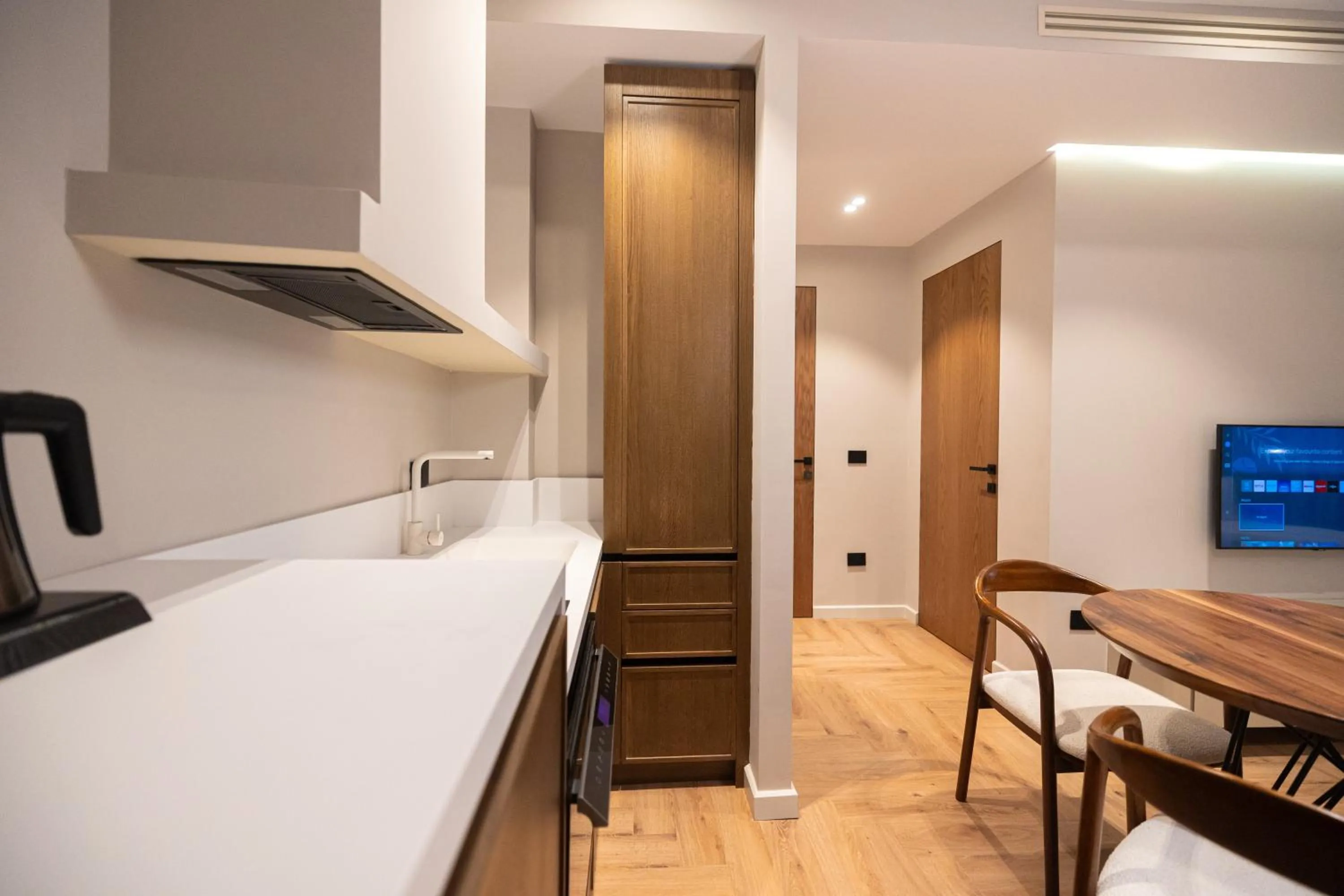 TV and multimedia, Bed in Miramare Apartments